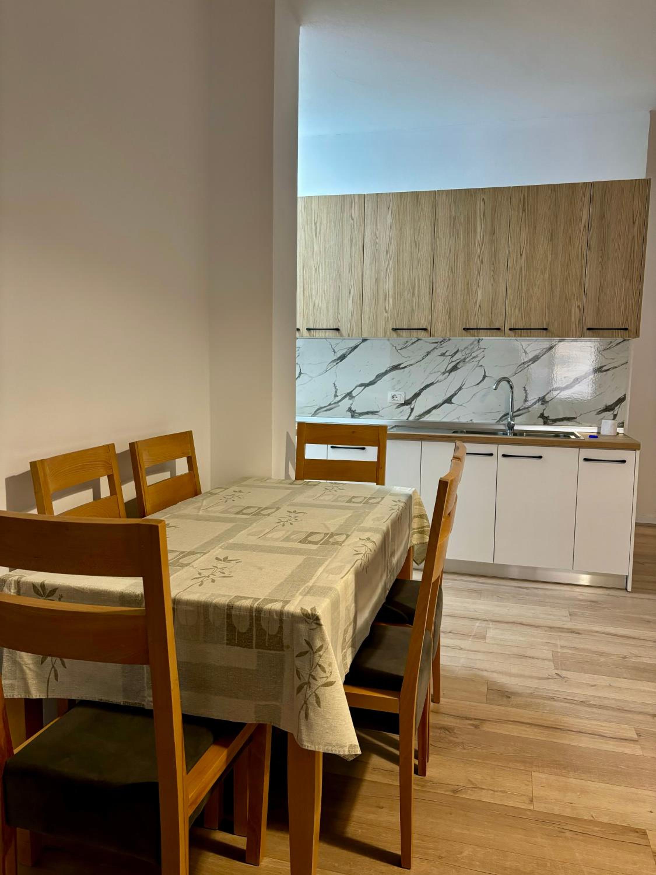 Sea Breeze Spacious 135m Beach Family Apartment by Z