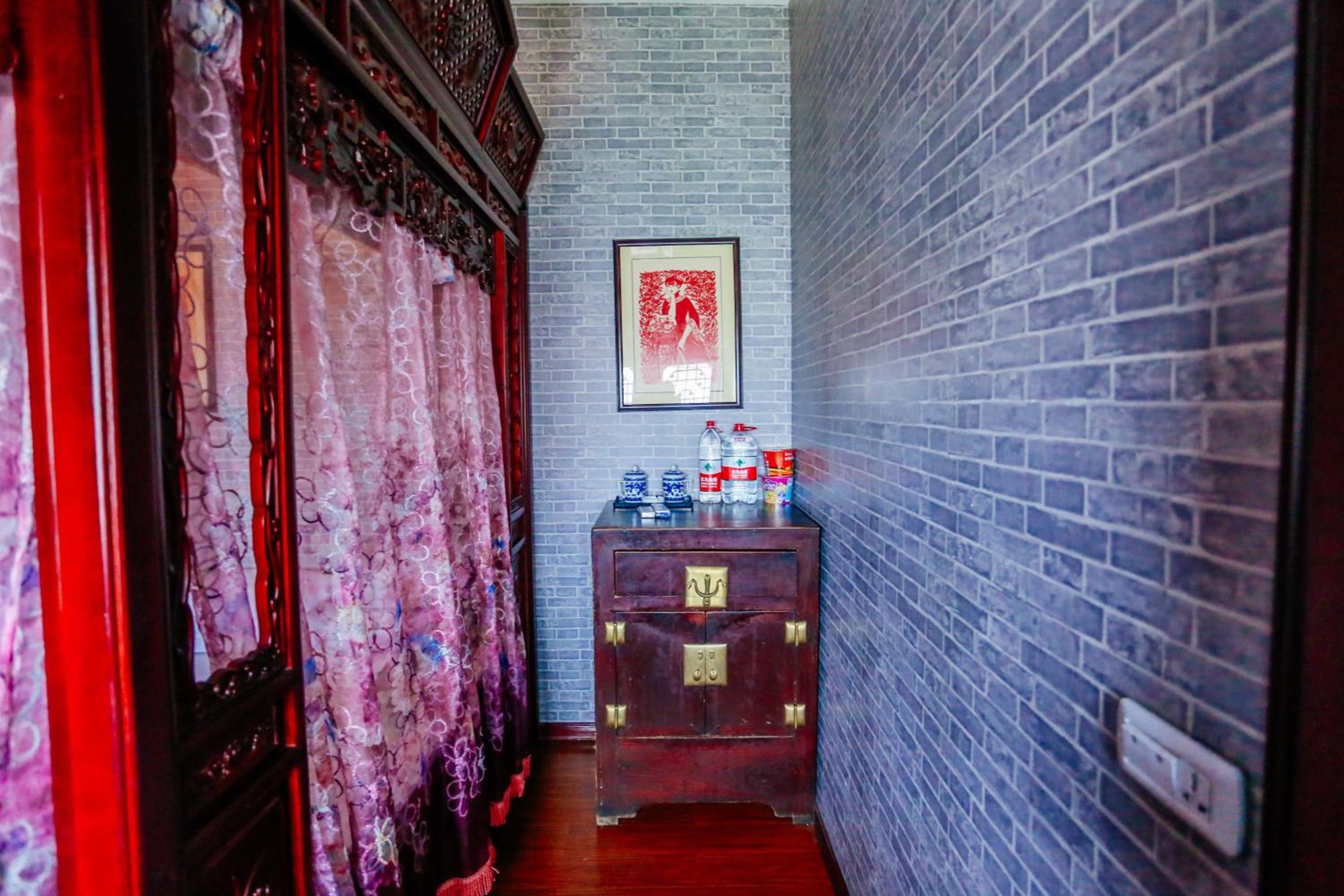 Pingyao Baichanghong Inn