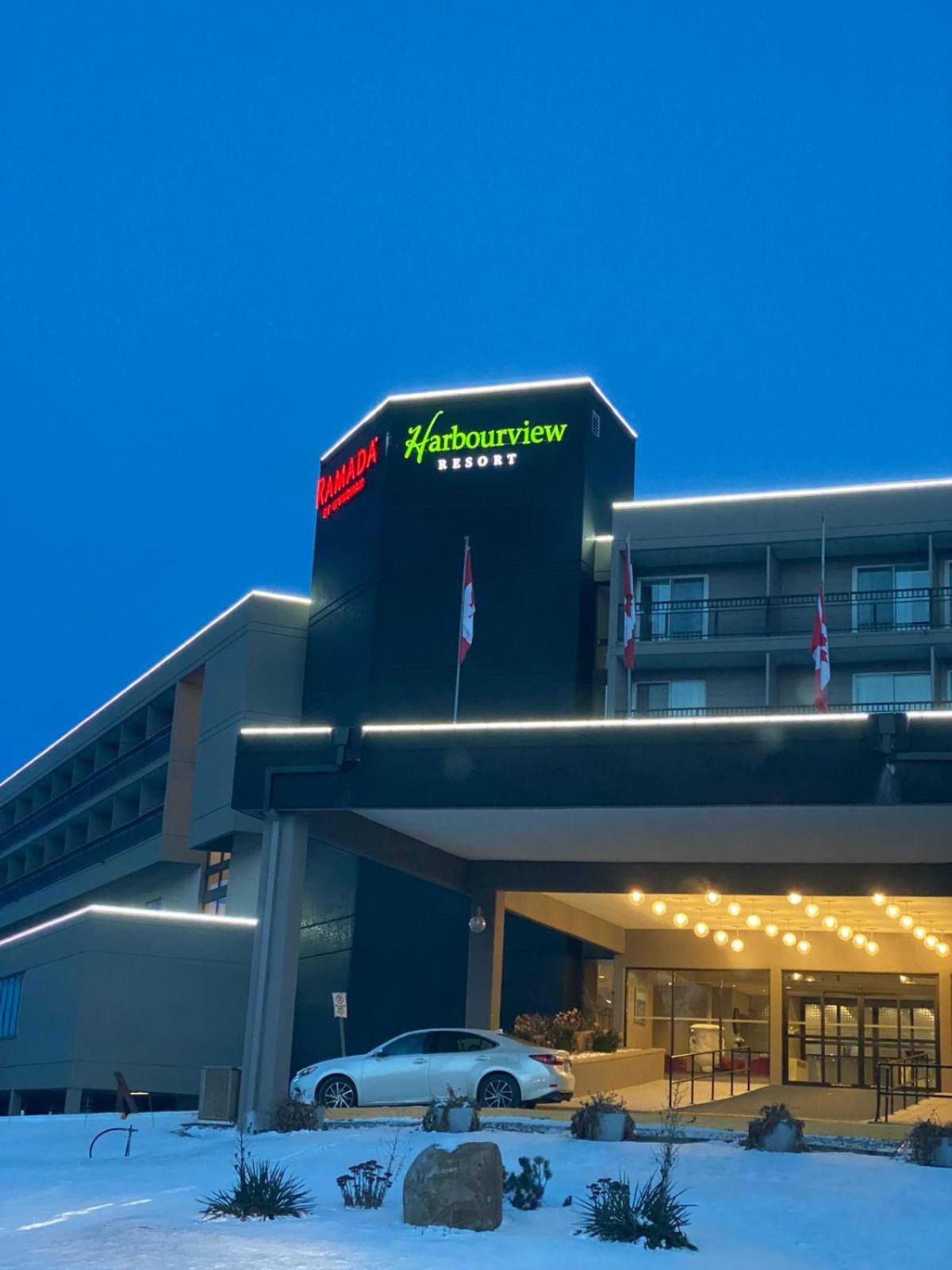 Belleville Vacations - Ramada by Wyndham Belleville Harbourview Conference Center - Property Image 21