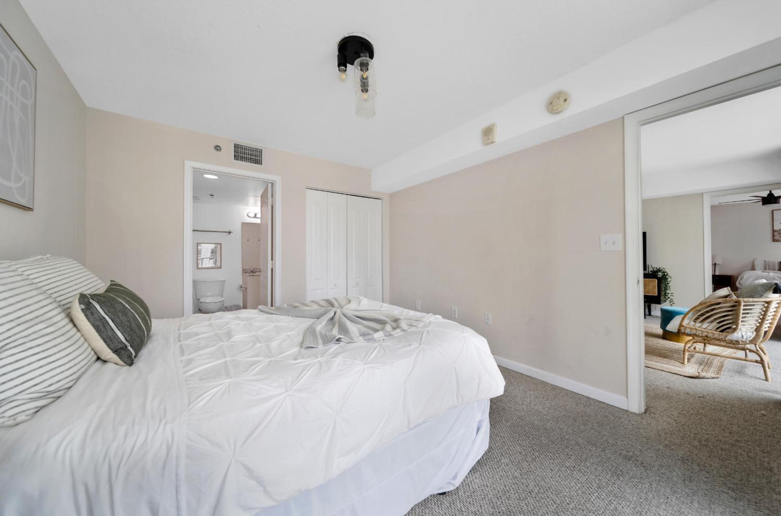 Great 2 Bedrooms in Brickell