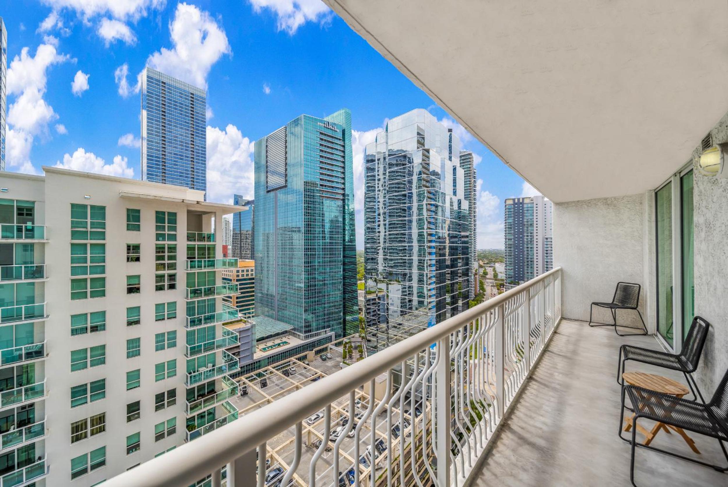 Great 2 Bedrooms in Brickell