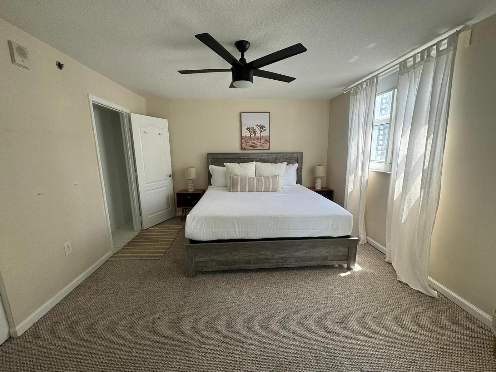 Great 2 Bedrooms in Brickell