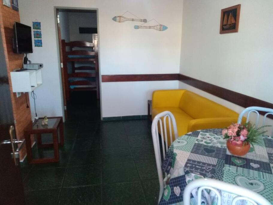 Apto 200m da praia Perequê Açu