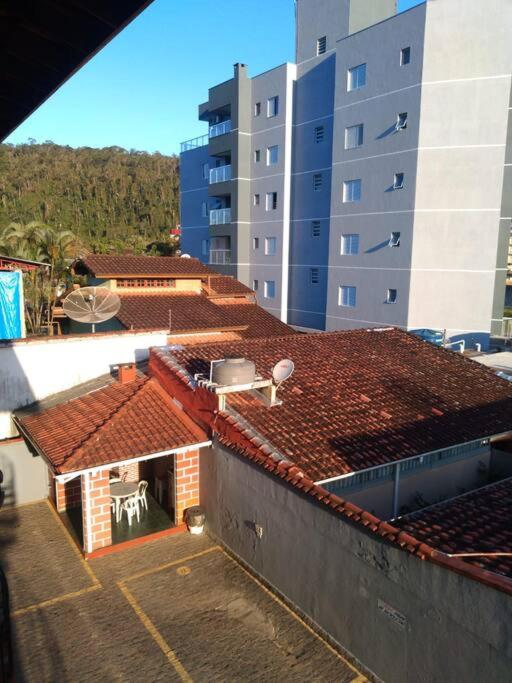 Apto 200m da praia Perequê Açu
