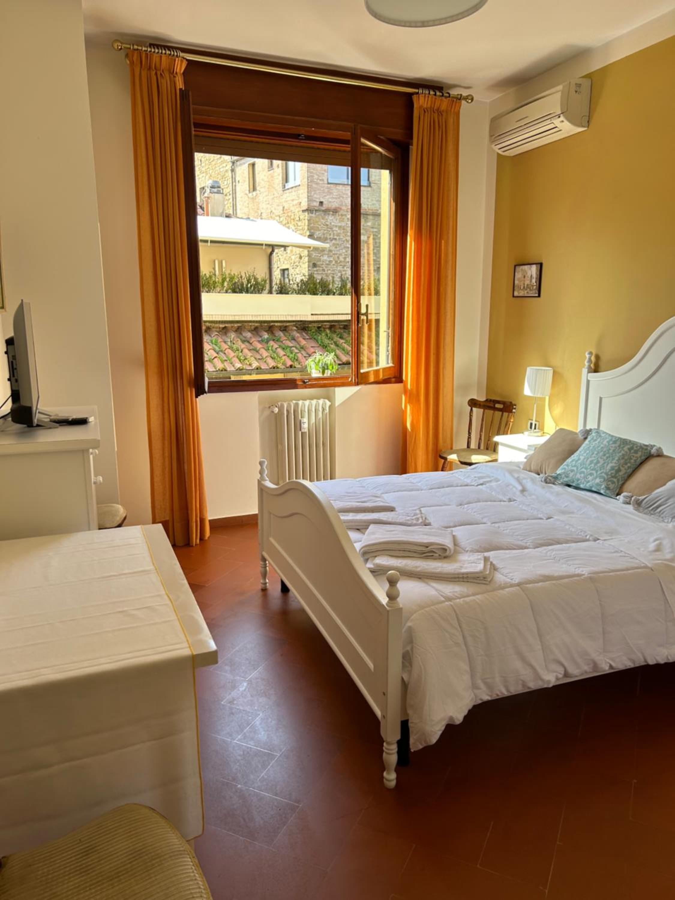 Borgo San Jacopo 8
