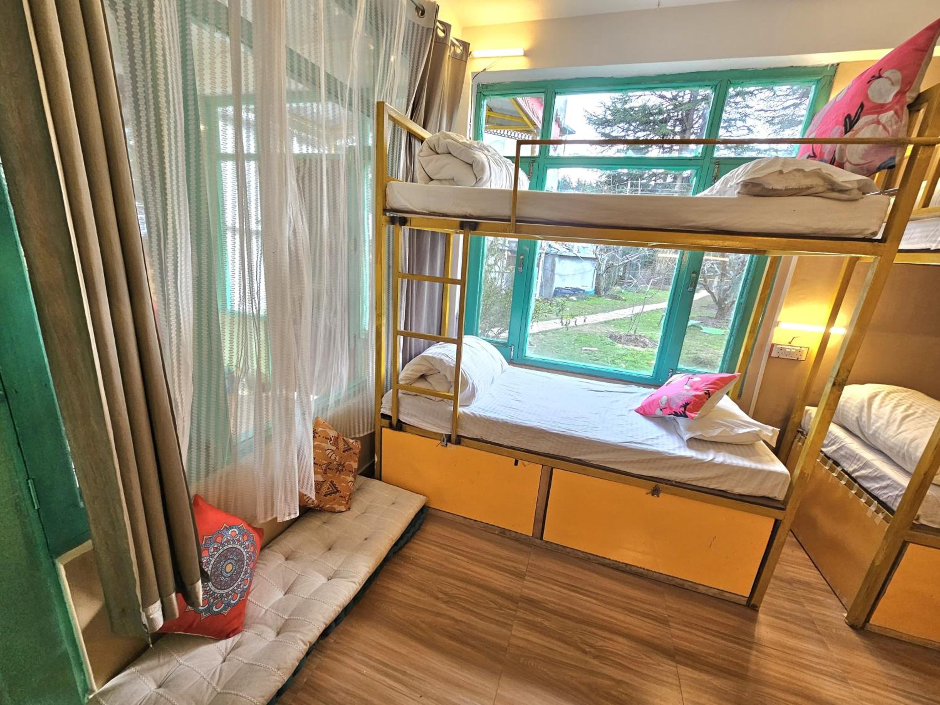 Safar Hostel Manali view 3