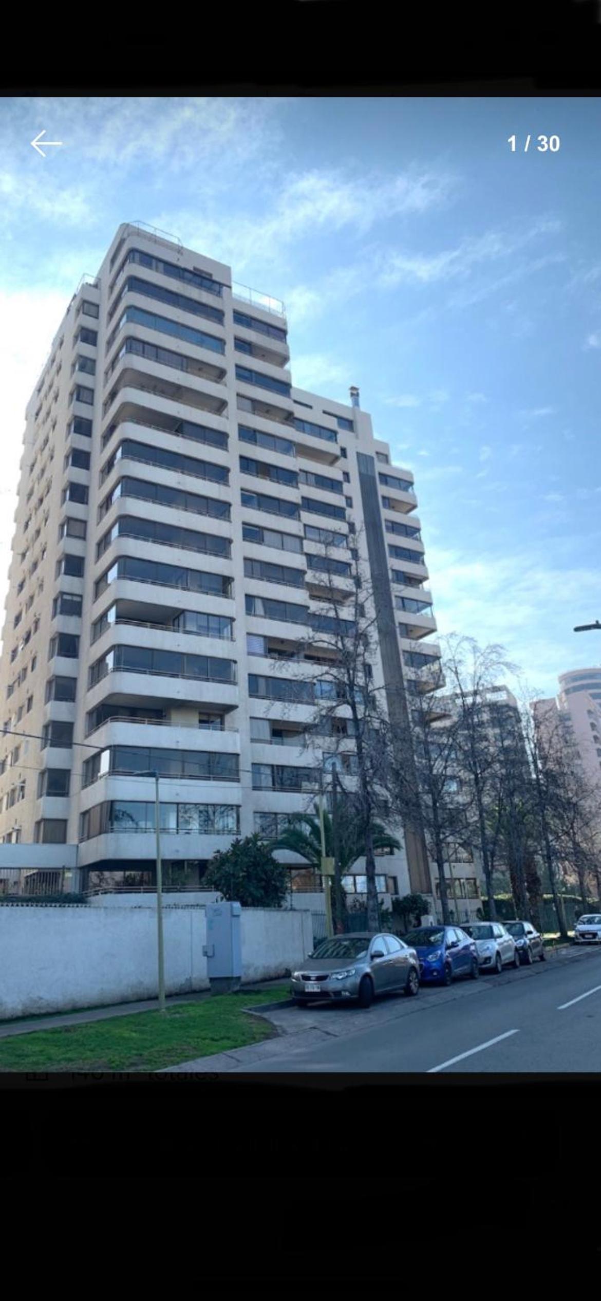 Hermoso depto en las Condes Parque Arauco, 10 personas