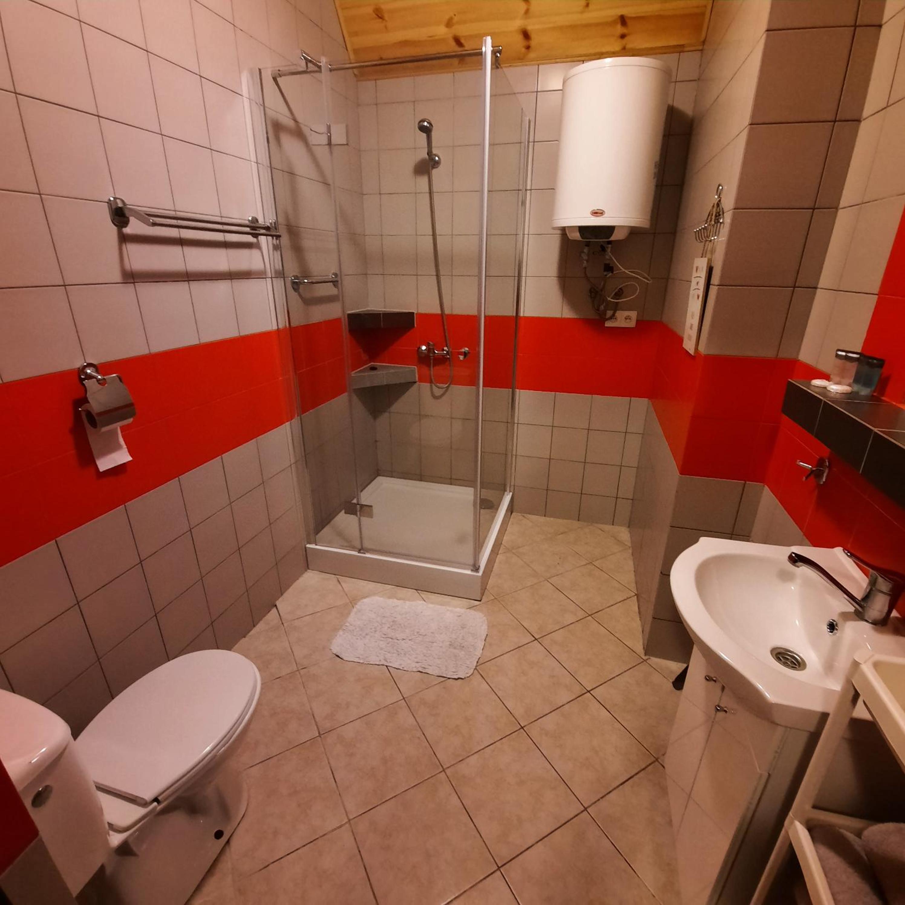 Photo 16