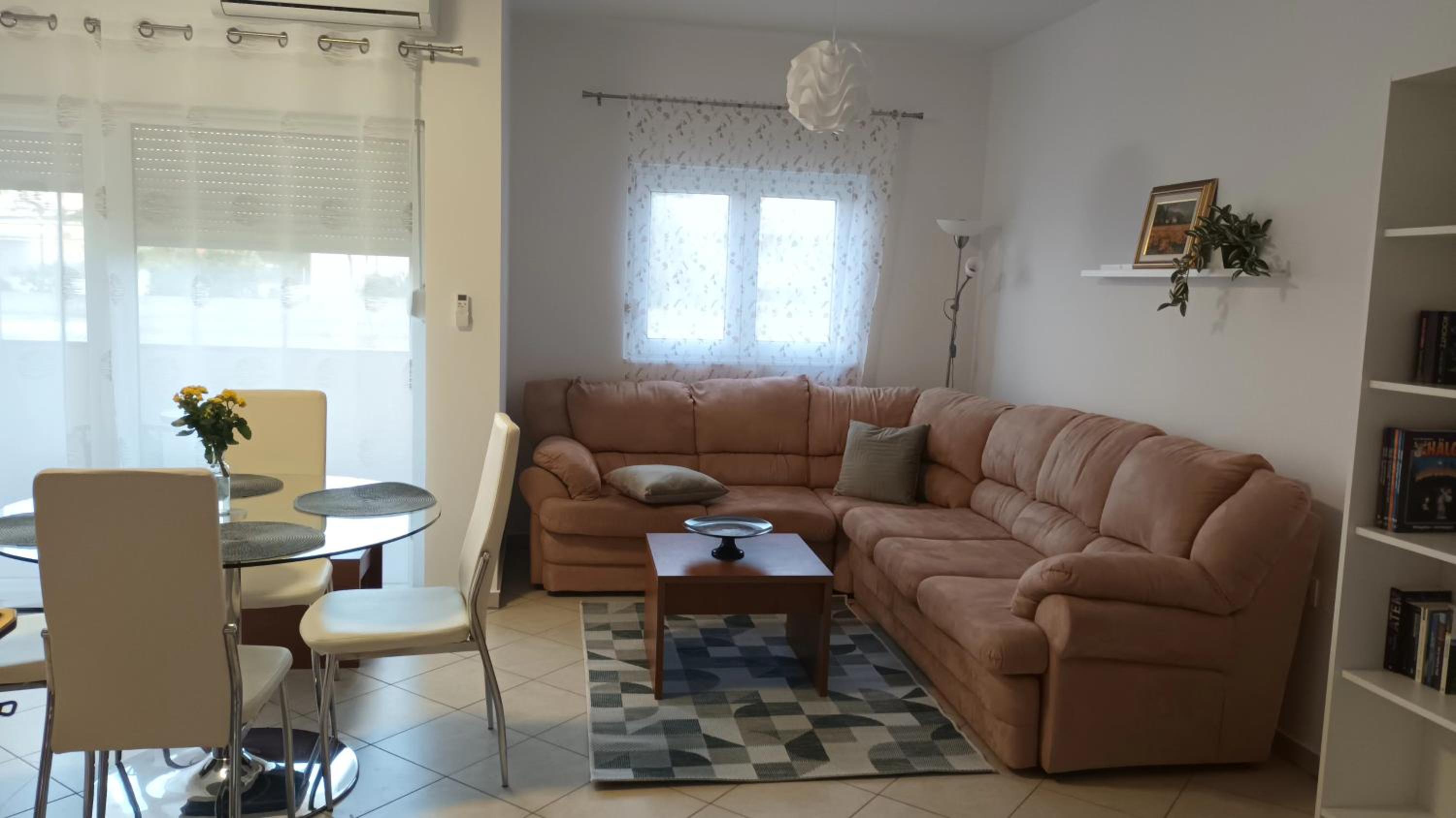 Apartman Sandra - free private parking and garden