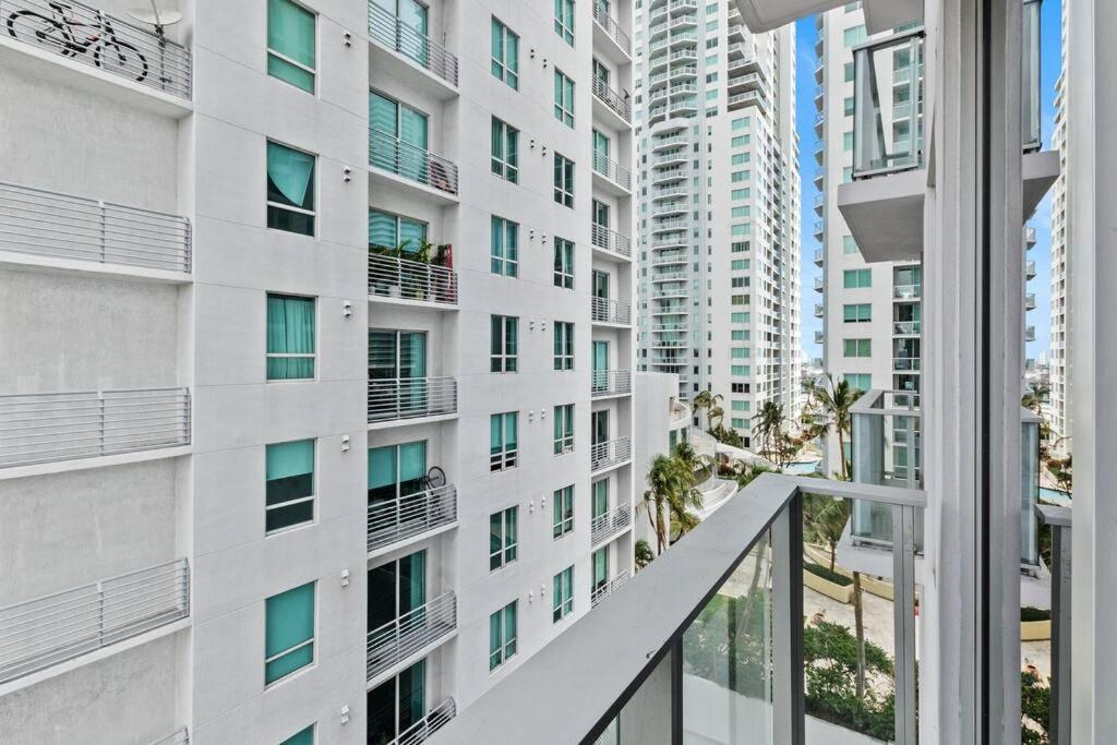 Downtown Miami Yotel 1 Bedroom