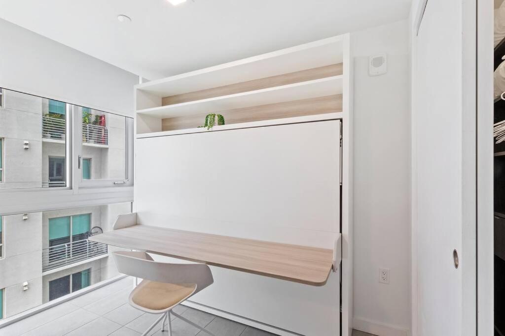 Downtown Miami Yotel 1 Bedroom