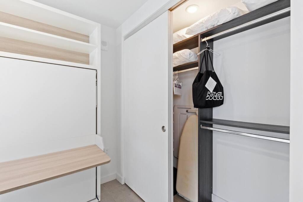 Downtown Miami Yotel 1 Bedroom