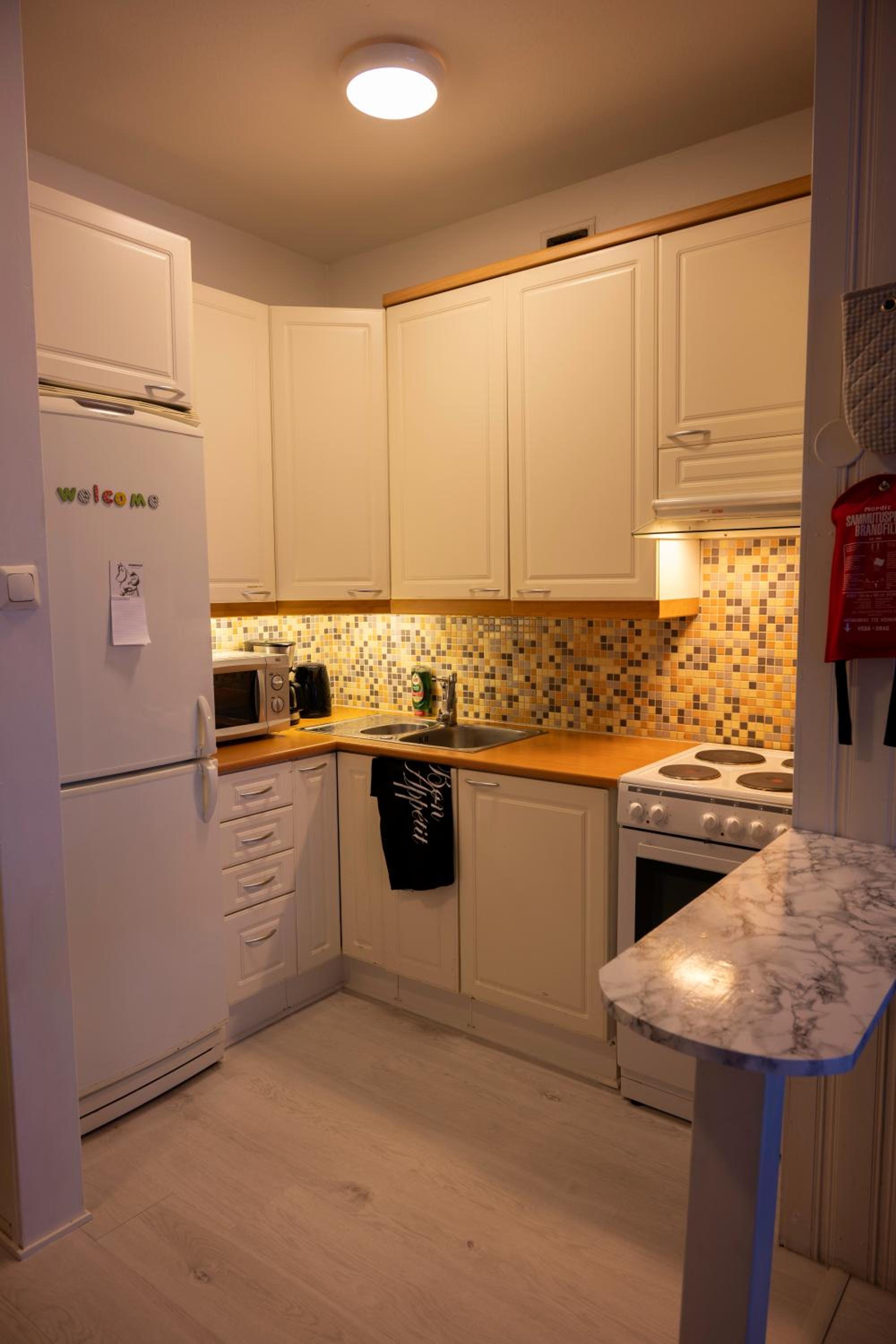 Cozy Apartment by the Sea 2 Rooms Free private parking view 5