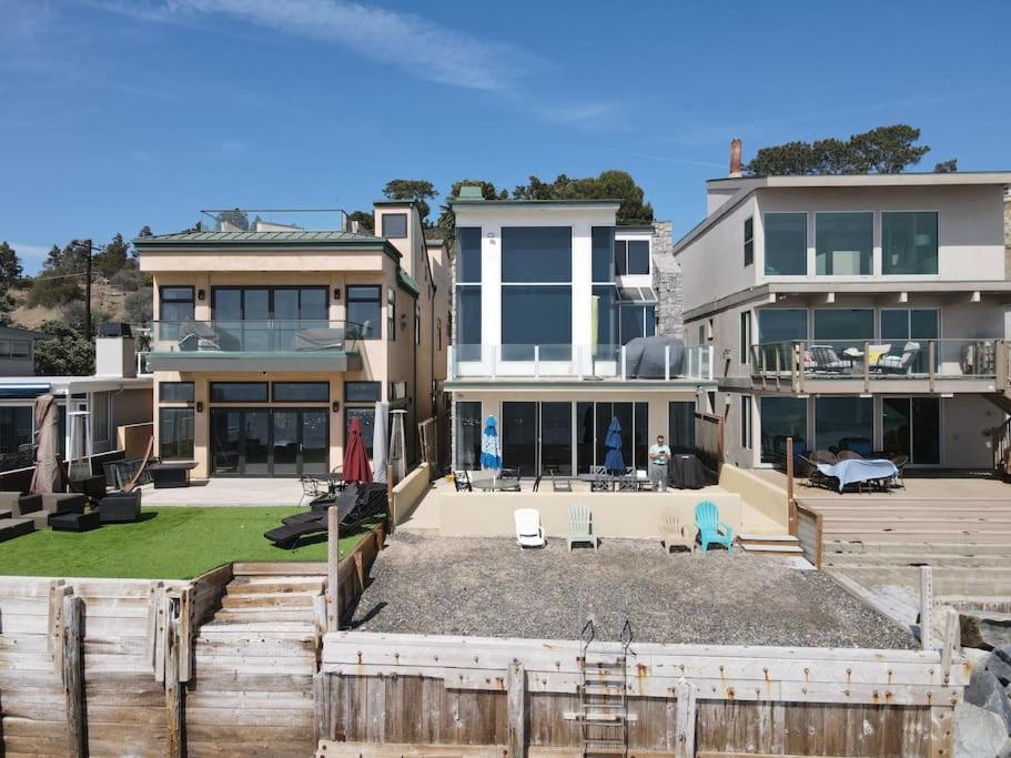 OCEAN FRONT - STUNNING VIEWS- VACATION PARADISE!!