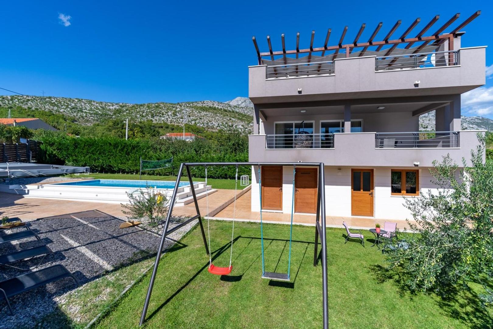 Villa Jelena view 3