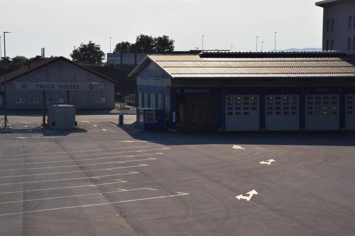 Photo 21