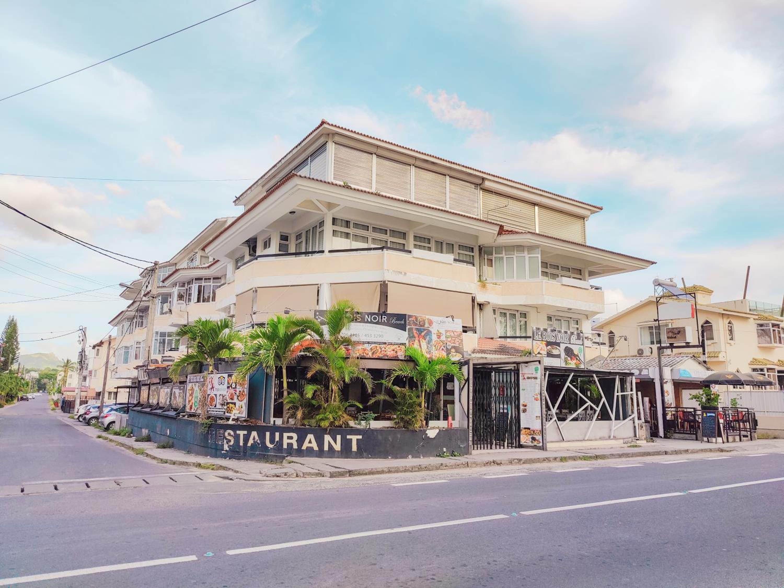 Fibonacci Beachfront Apartment