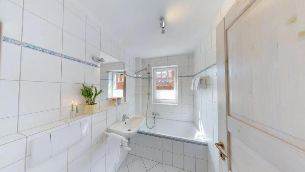 Wohnung-1 view 4