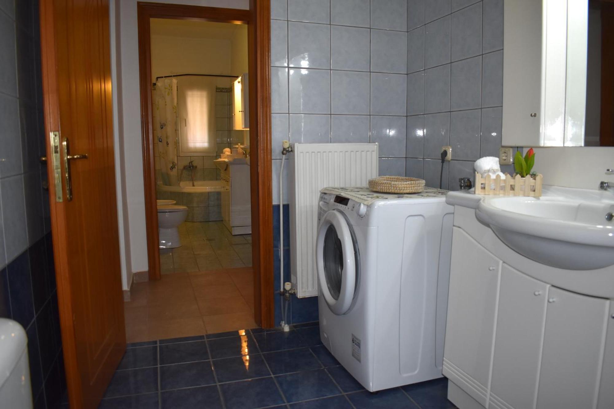 Photo 28