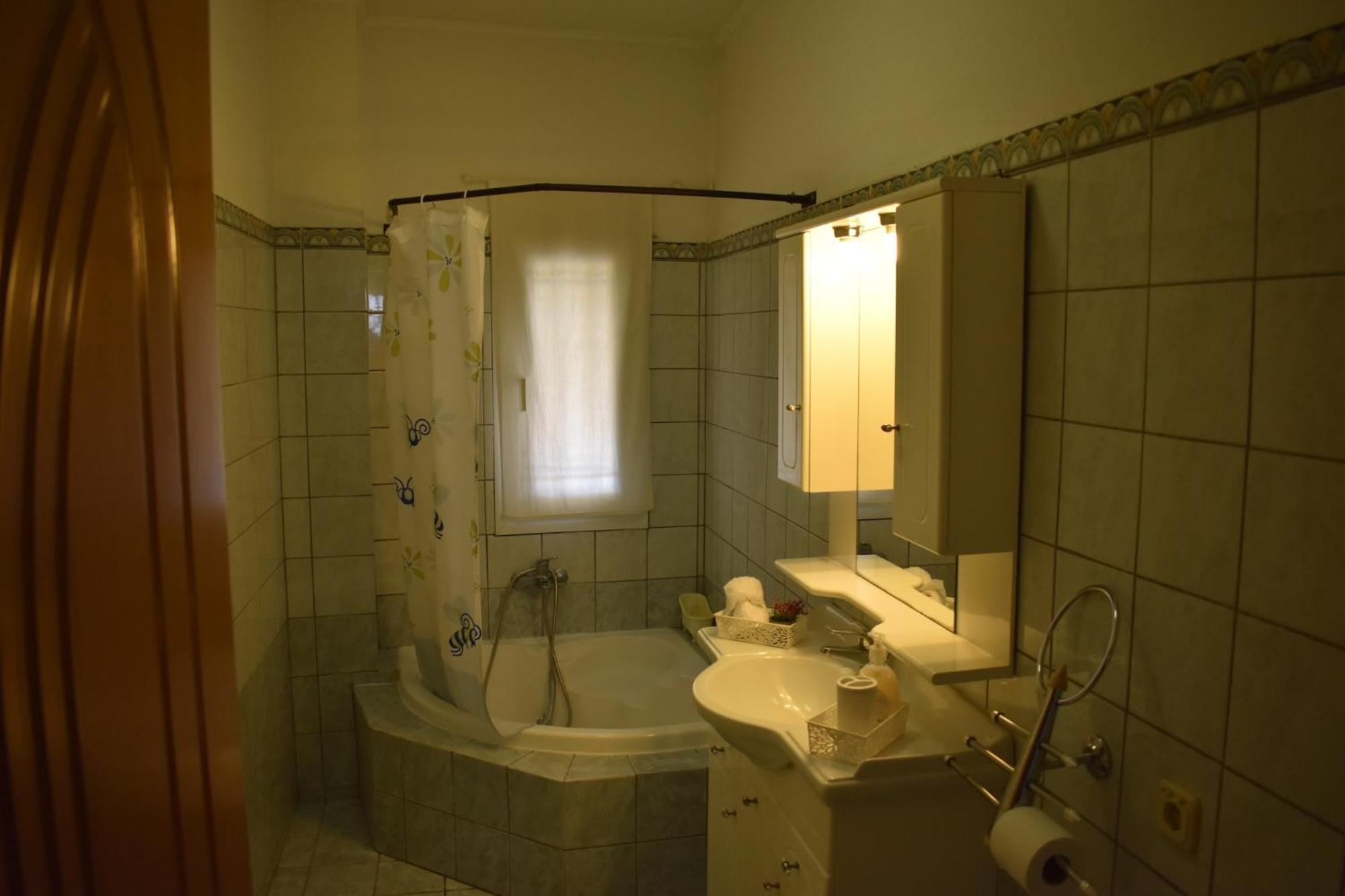 Photo 52