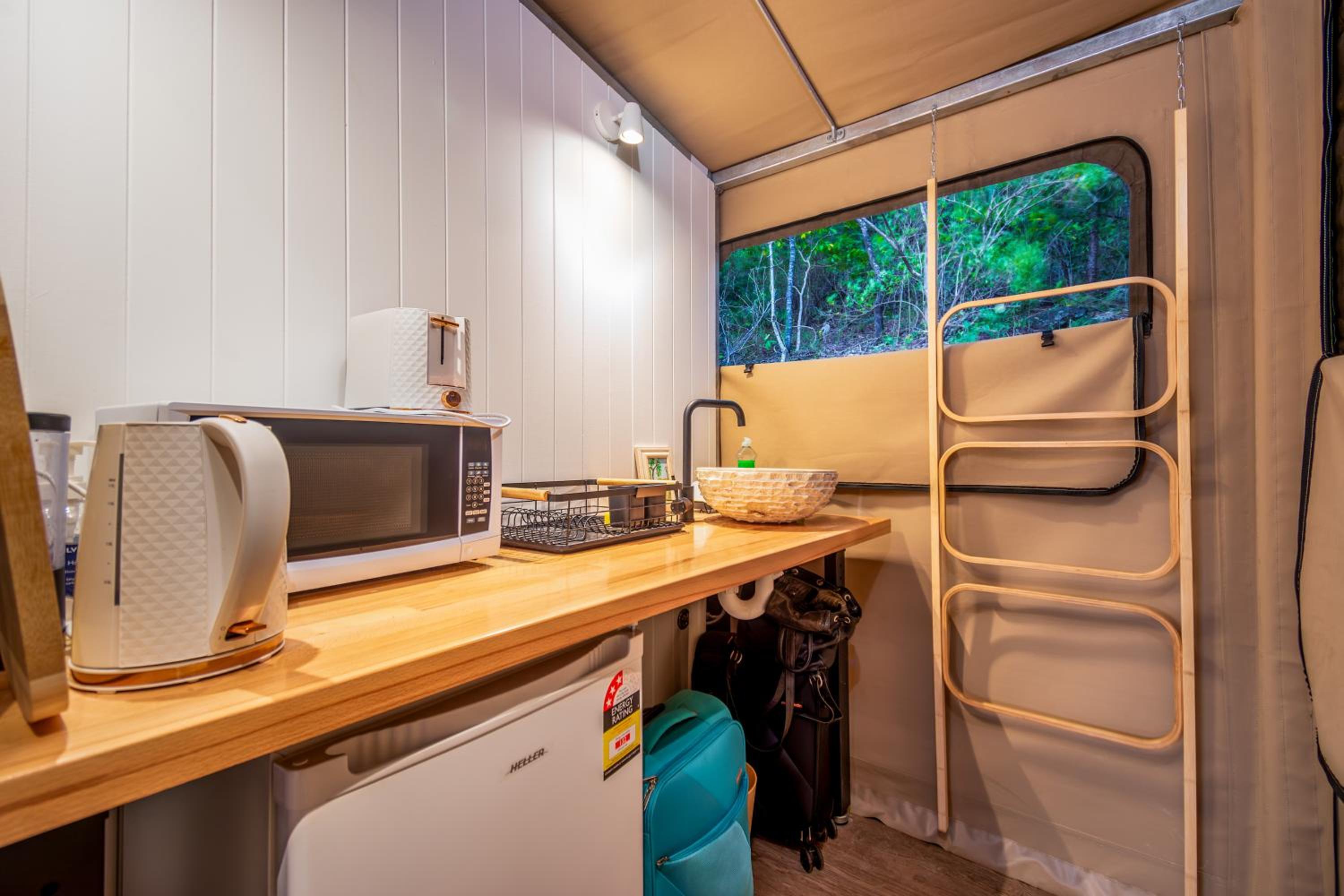 Deluxe King Safari Tent 2