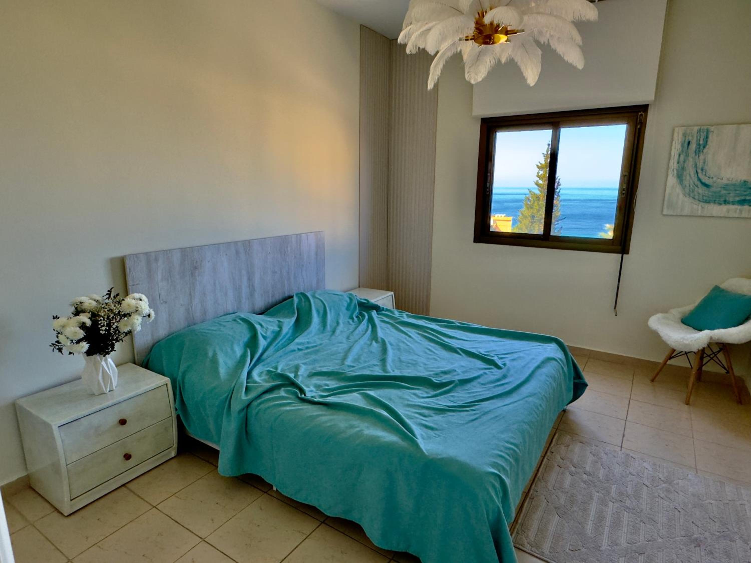 Nahr Ibrahim Suite