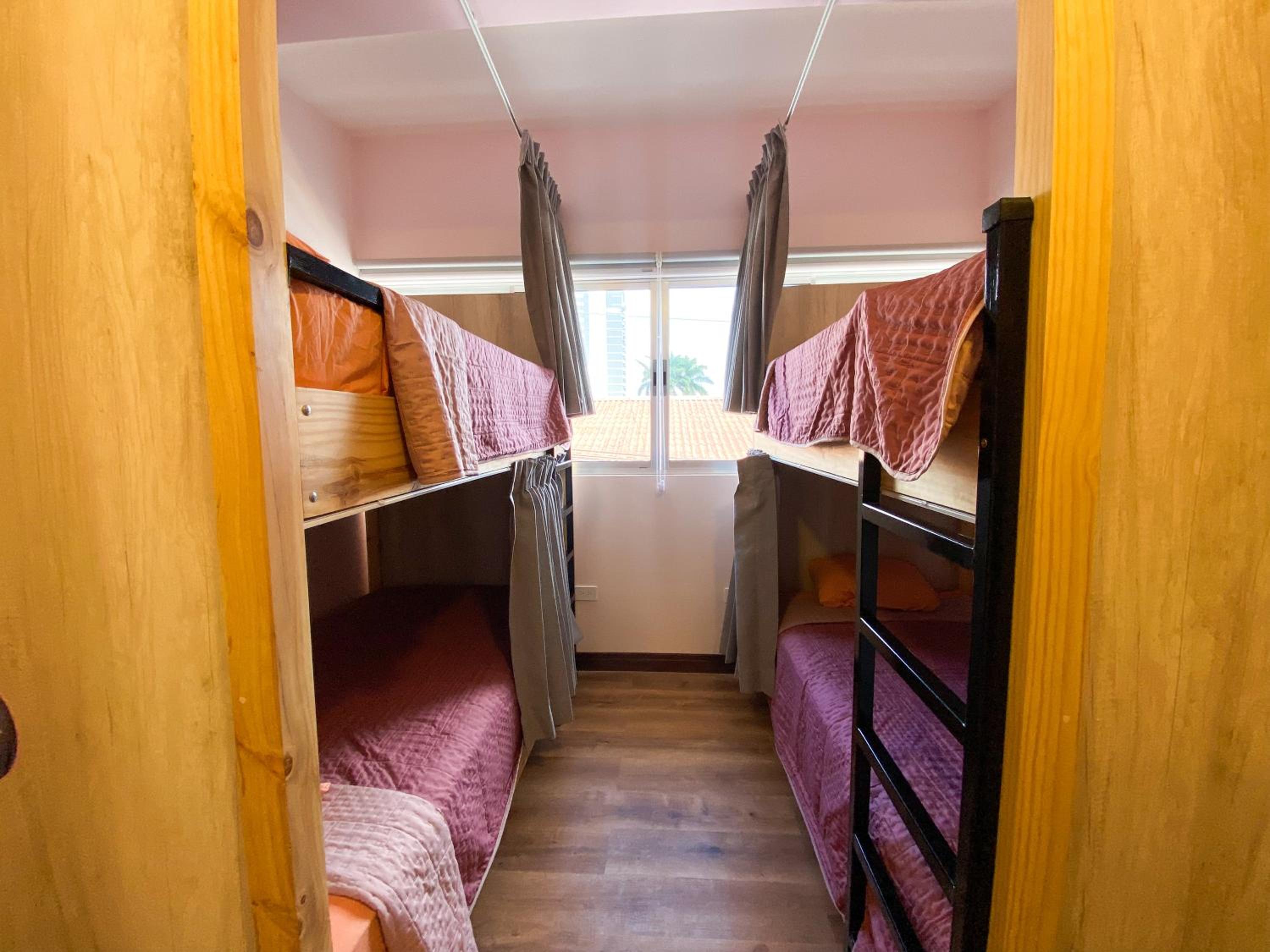 Casa Pandora Hostel Women Only