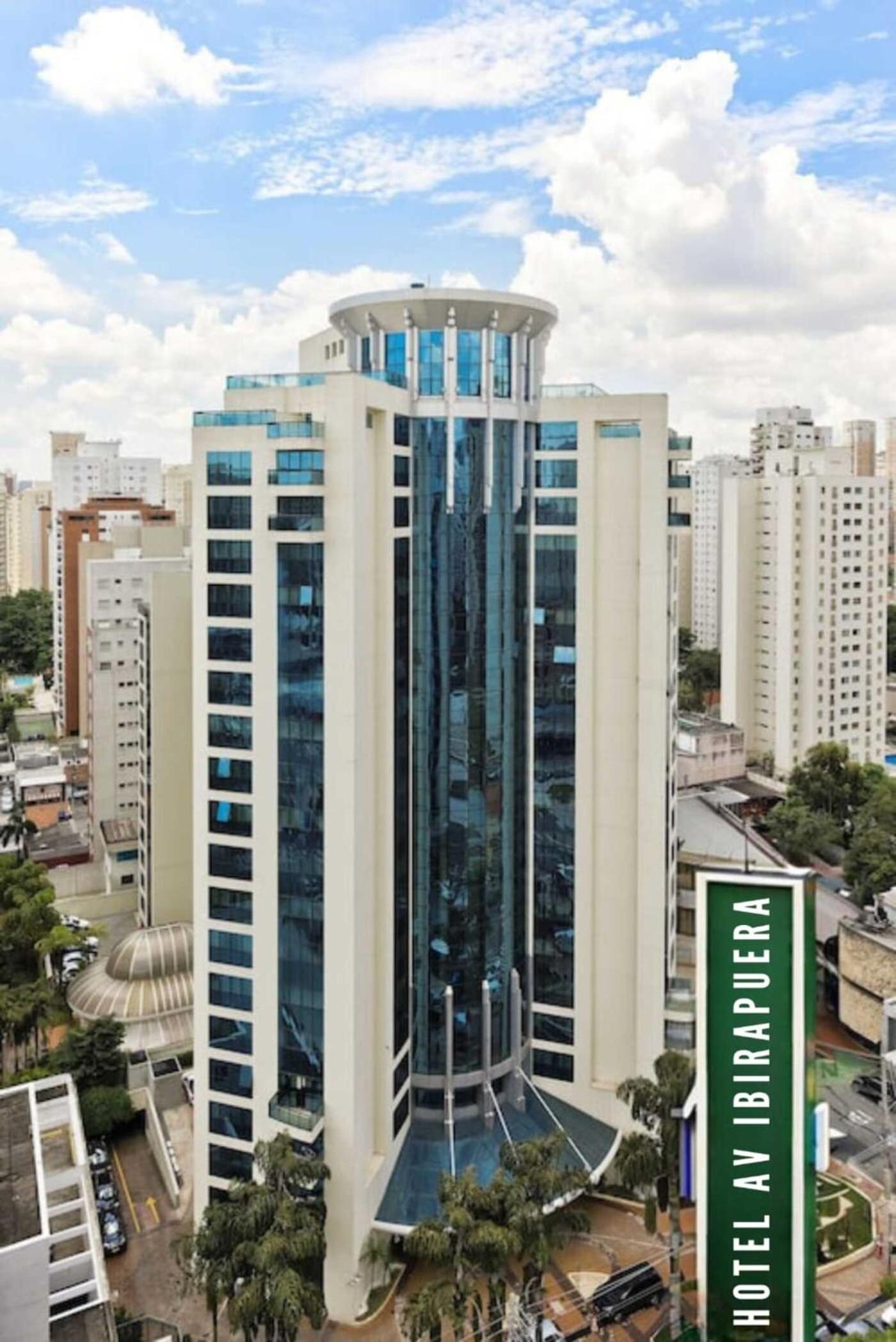 Suíte 5 estrelas Hotel Av Ibirapuera 2534 Piscina
