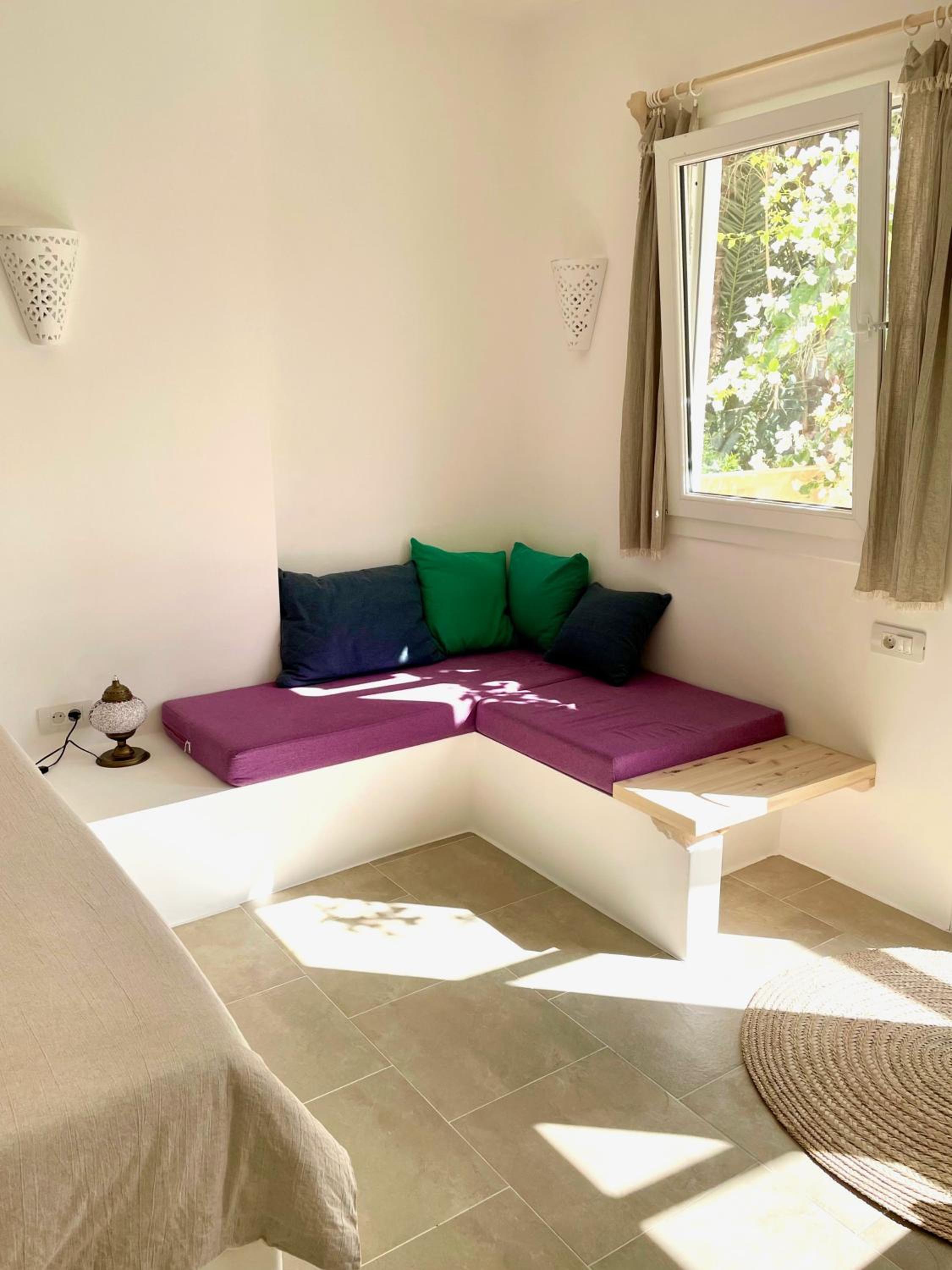 Lagoon Apartment