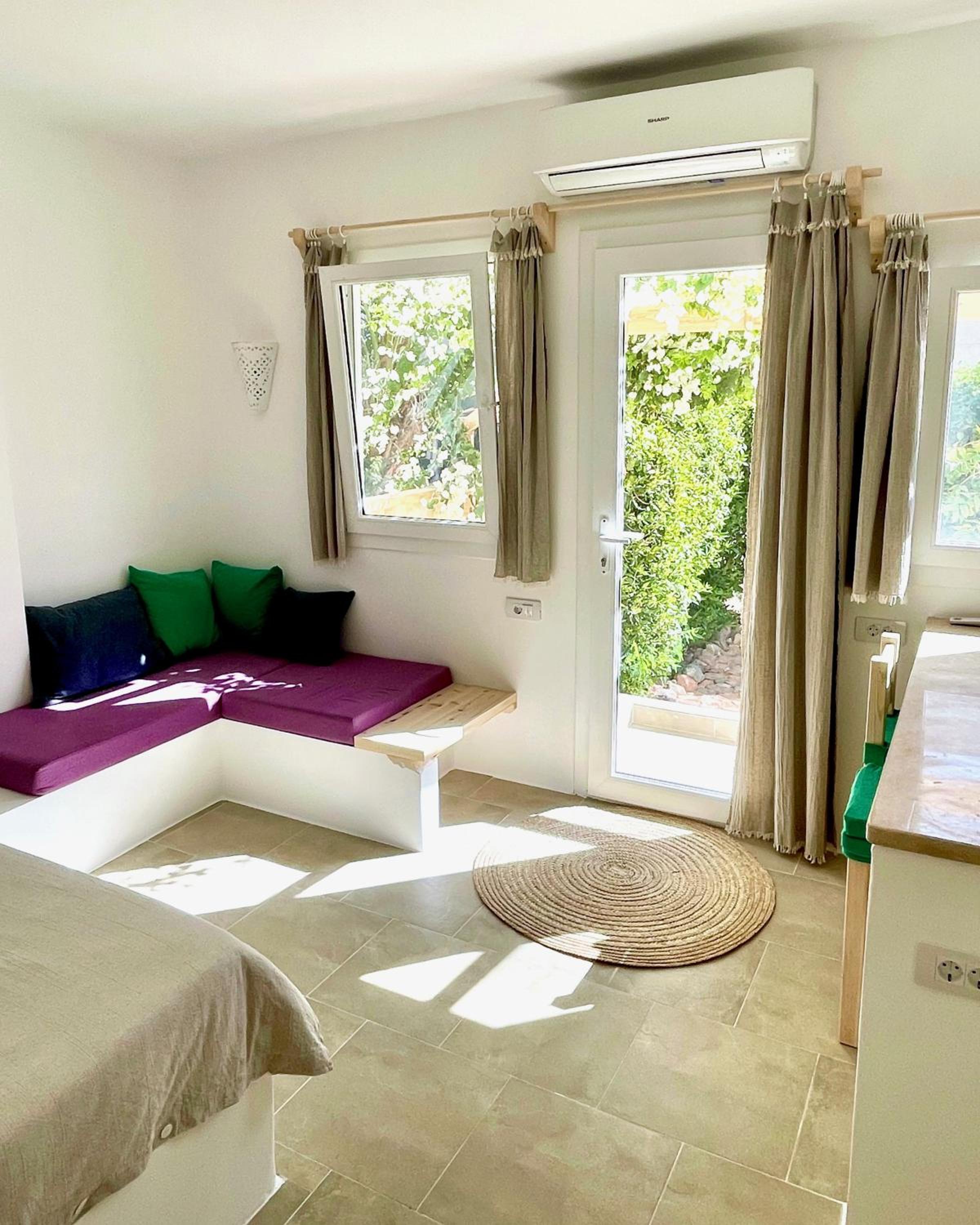 Lagoon Apartment