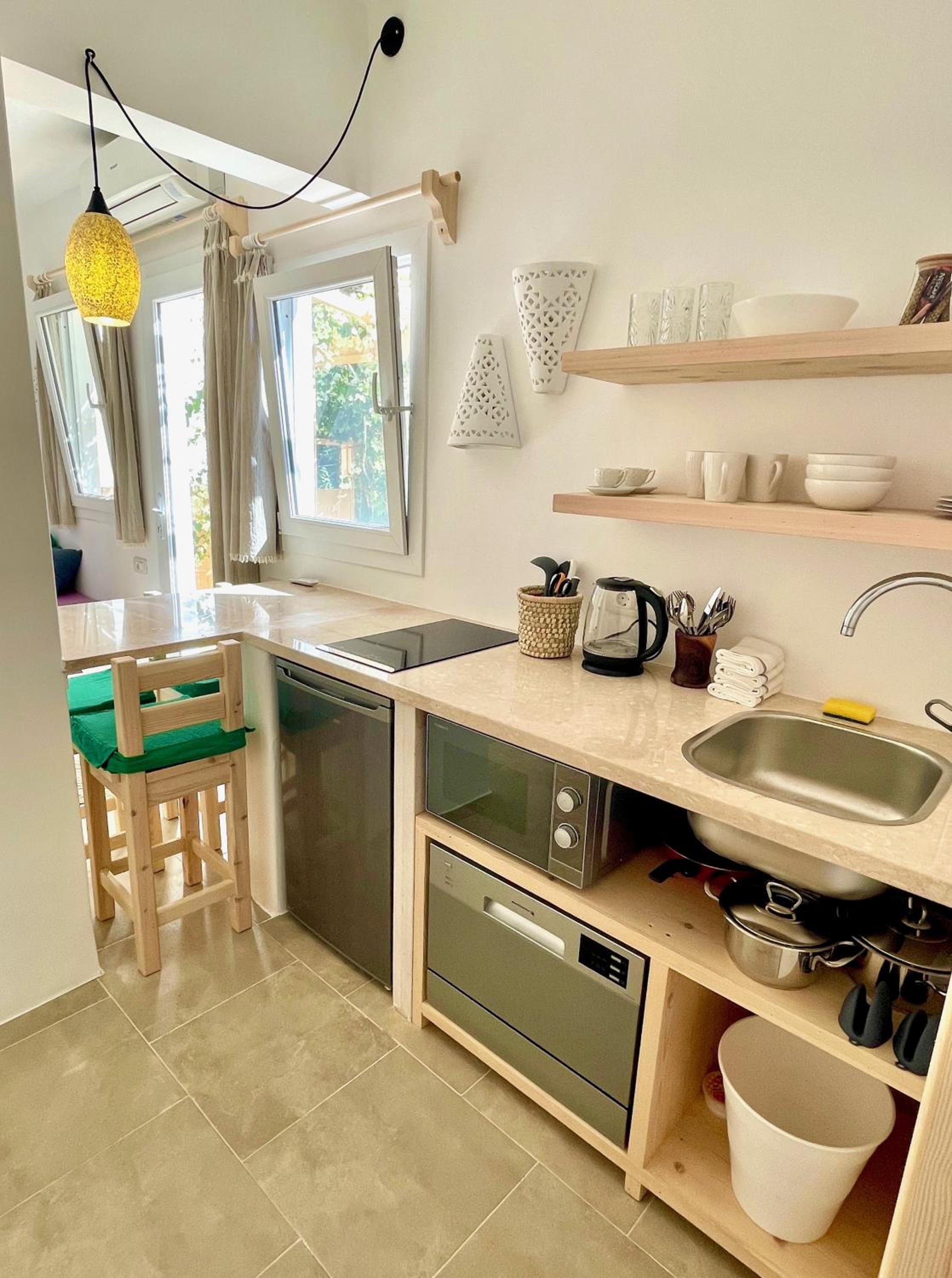 Lagoon Apartment