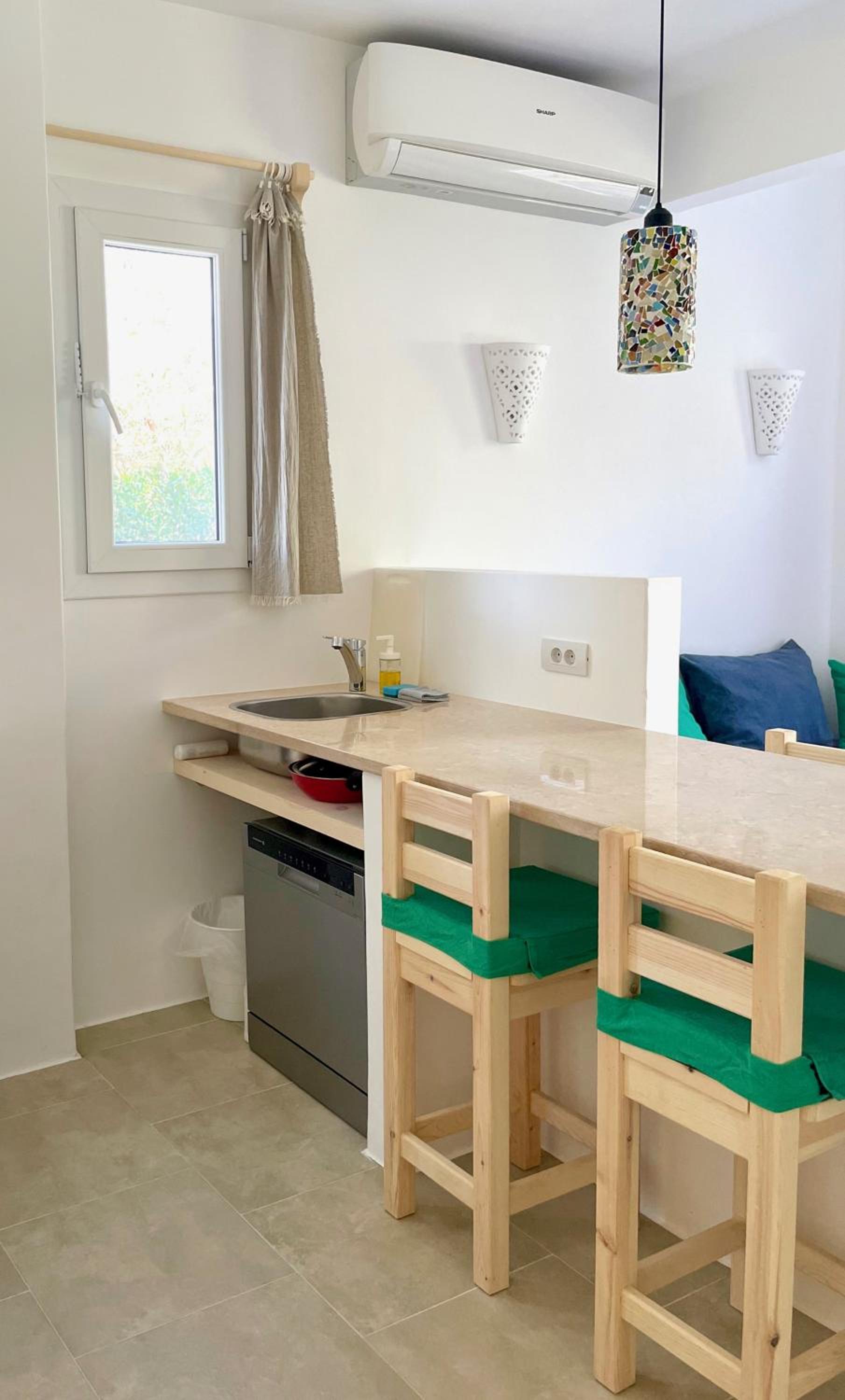 Lagoon Apartment