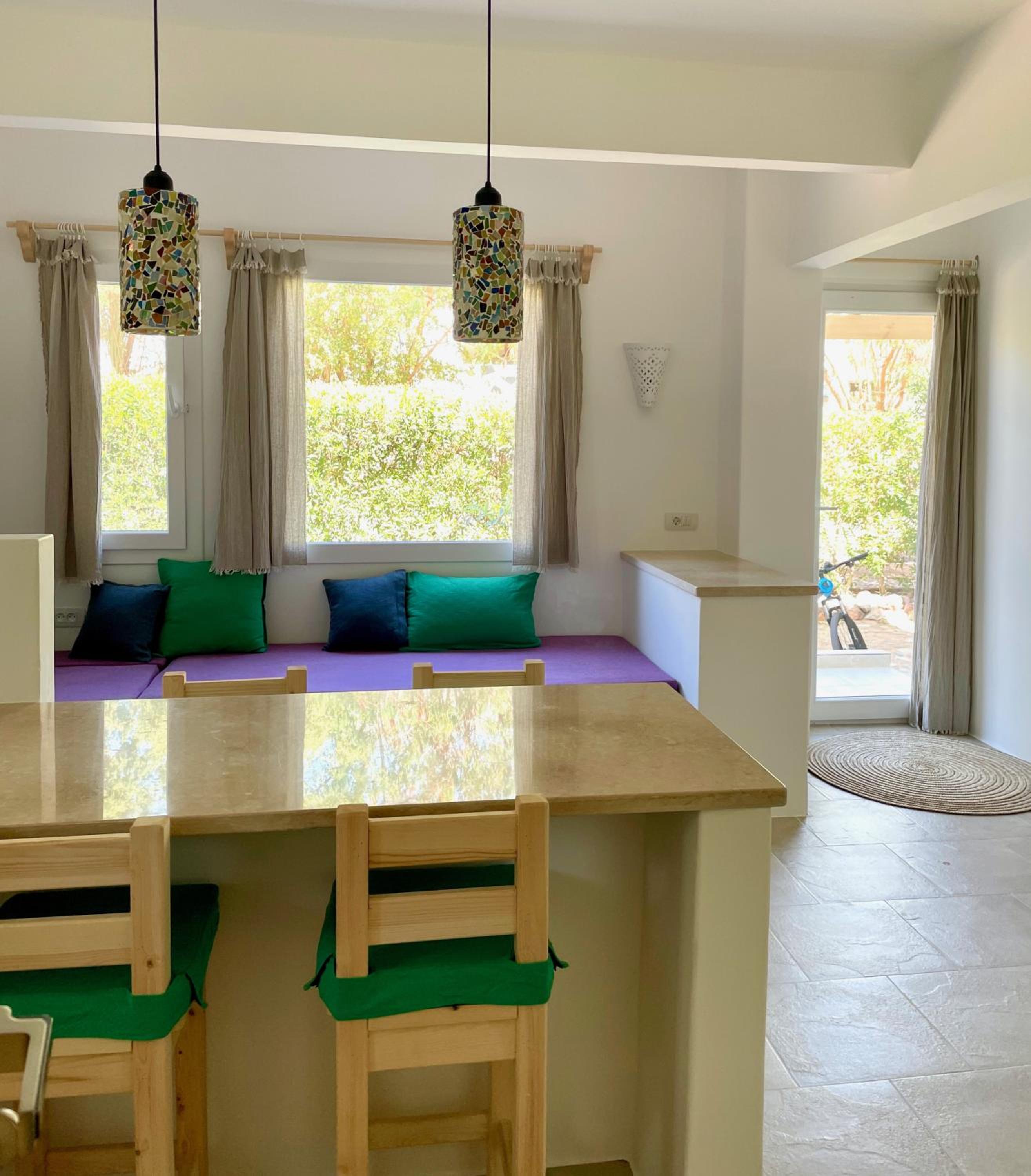 Lagoon Apartment