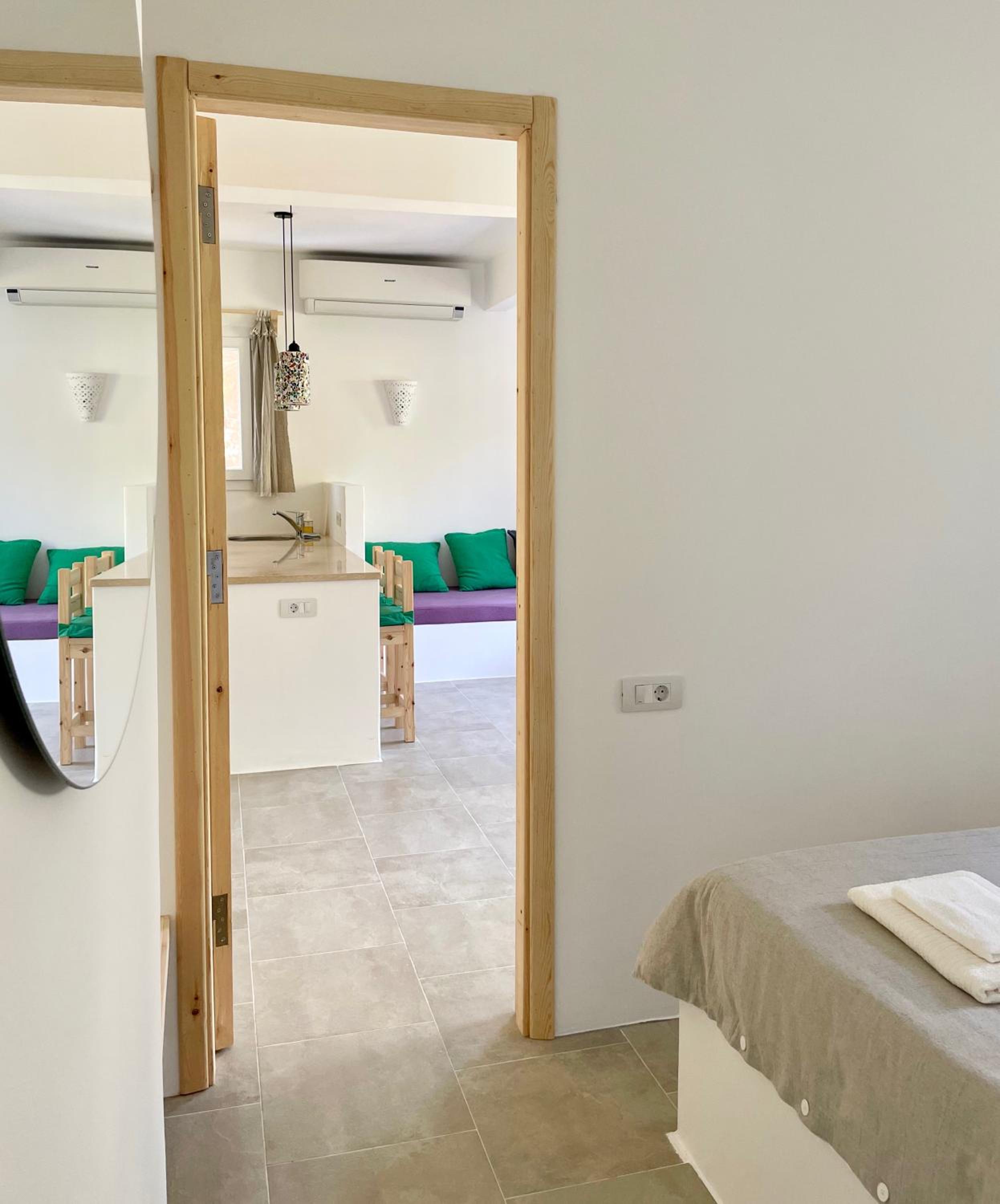 Lagoon Apartment