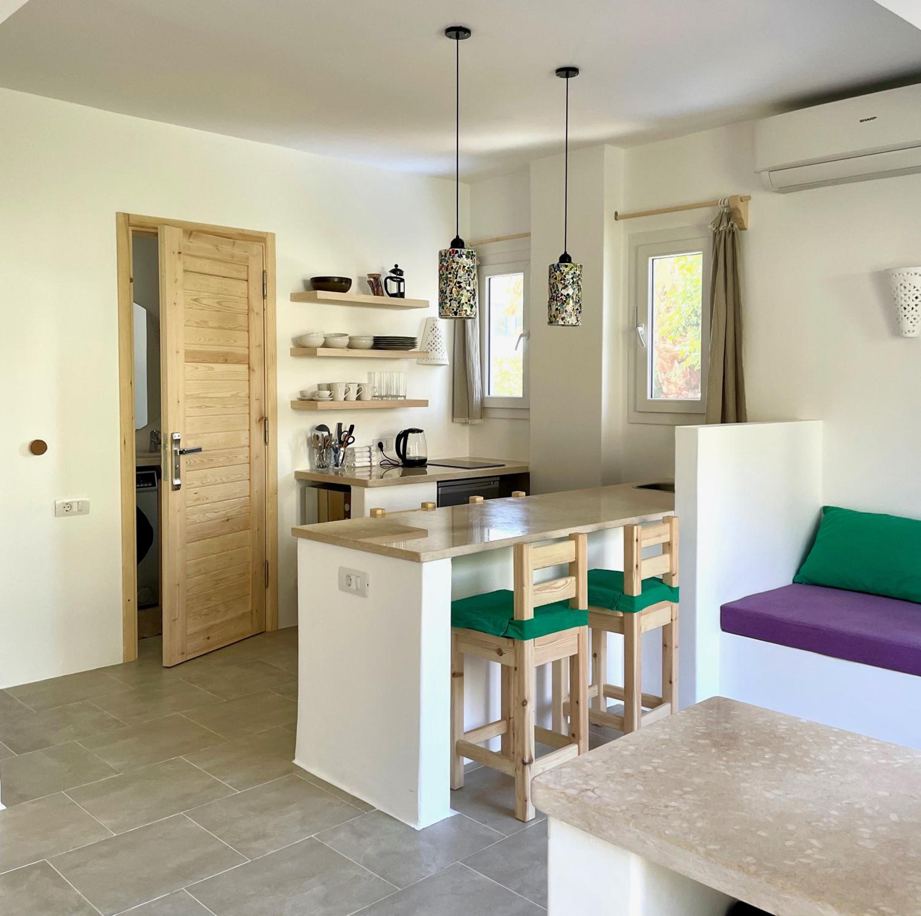 Lagoon Apartment