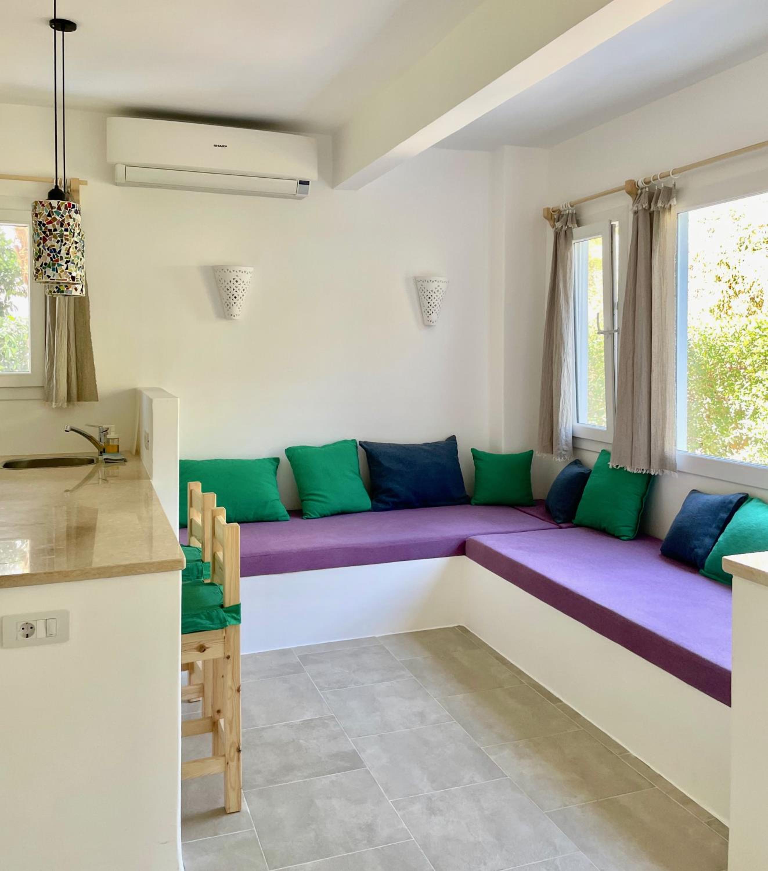 Lagoon Apartment