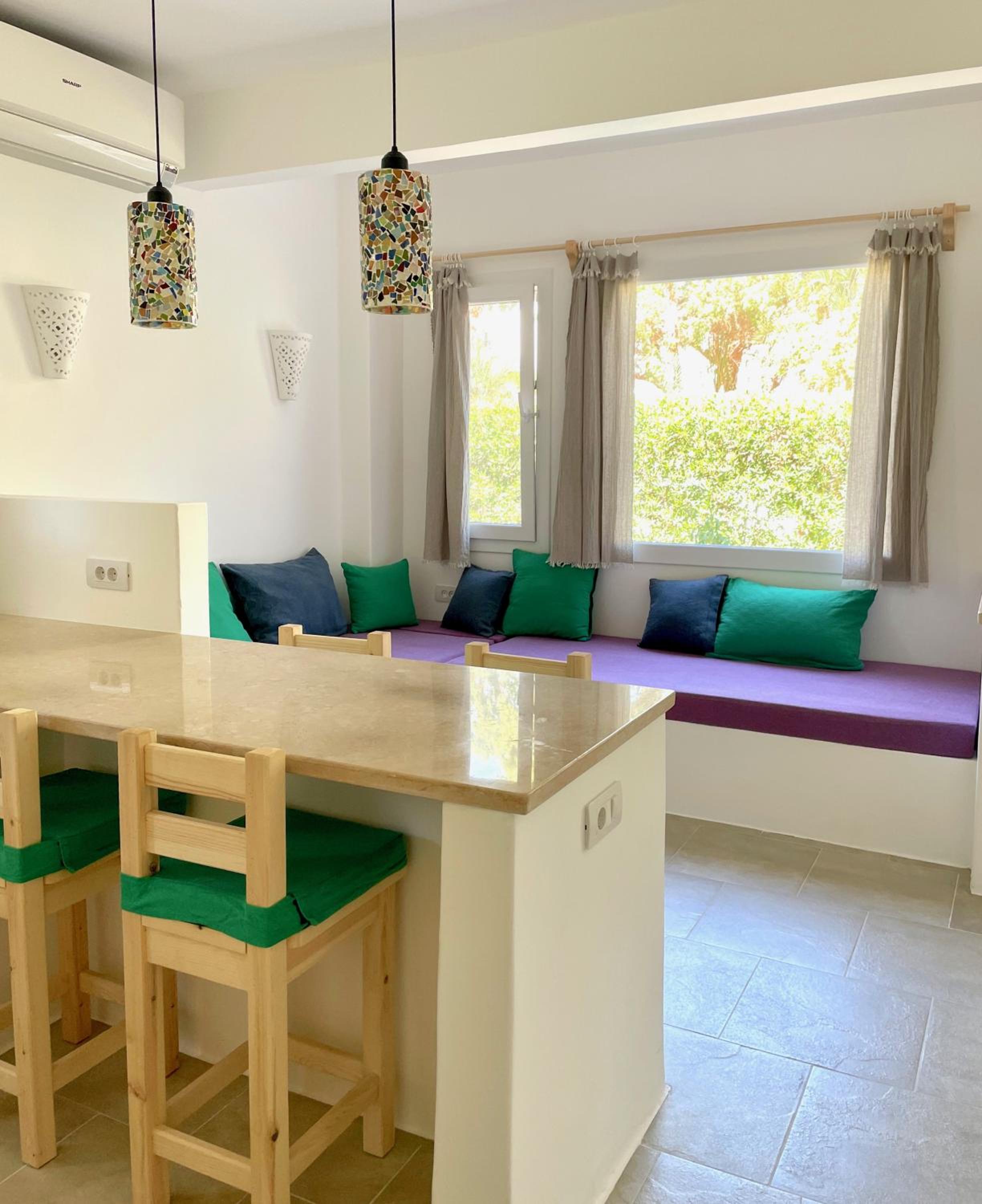 Lagoon Apartment