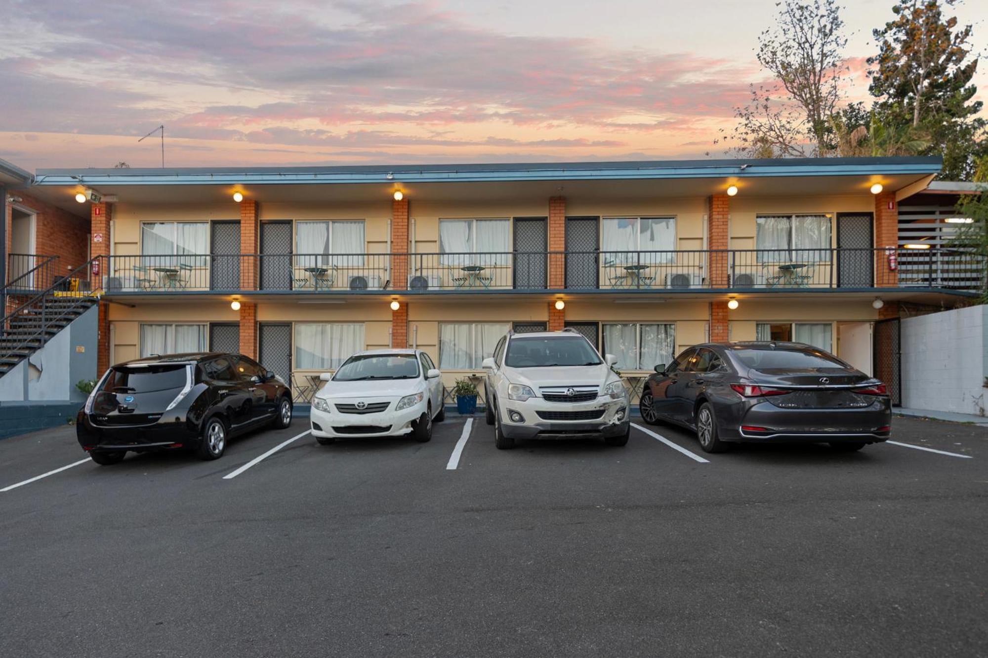 S1 Motel view 5