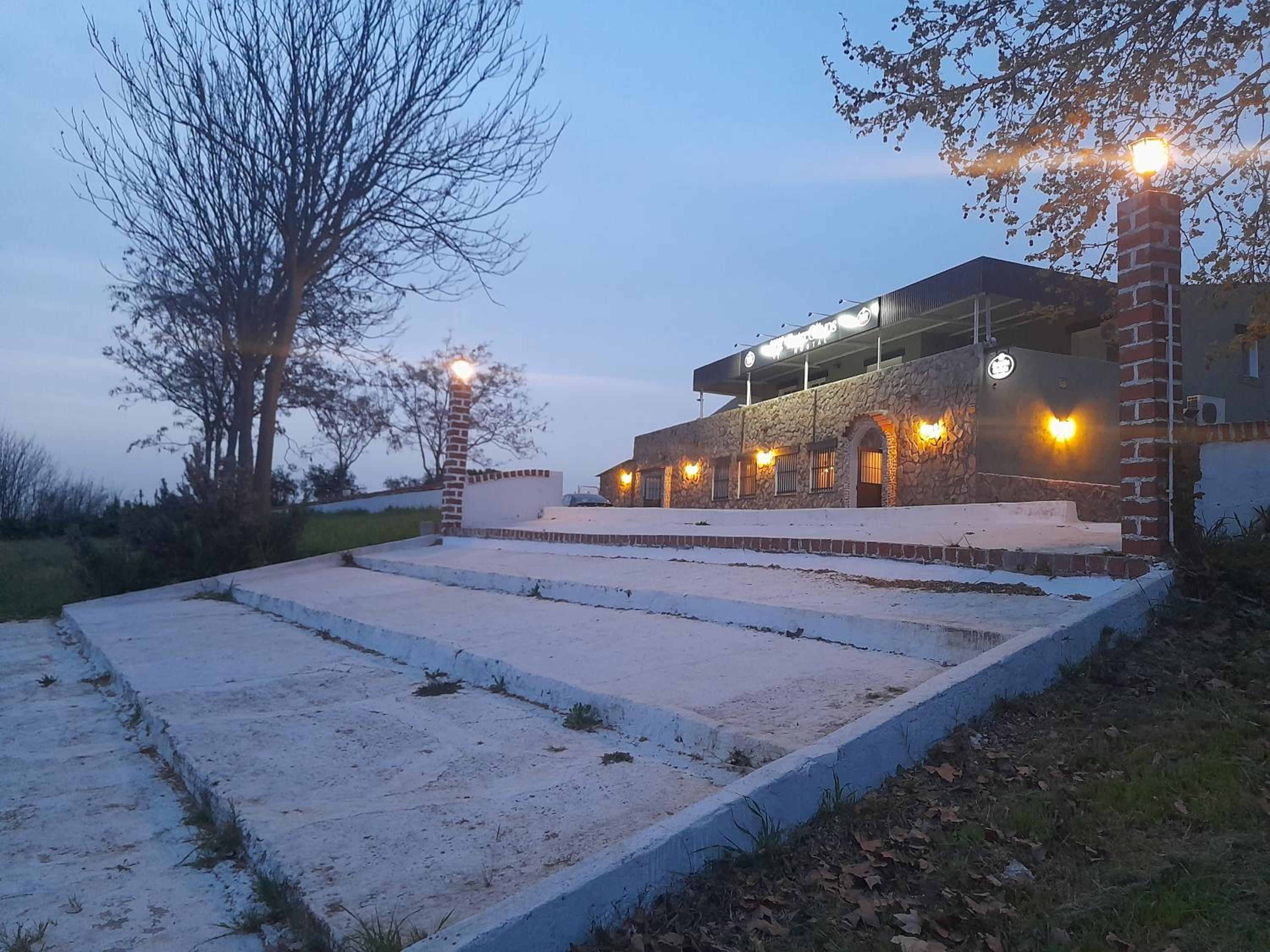 HOSTAL ENTREOLIVOS