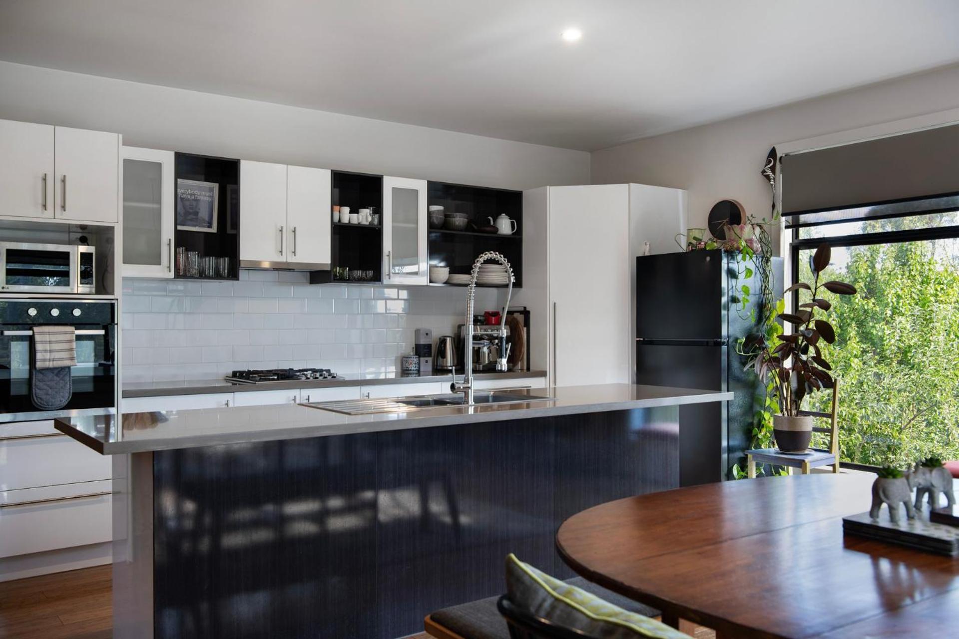 Retreat 34a- stunning views and meticulous design