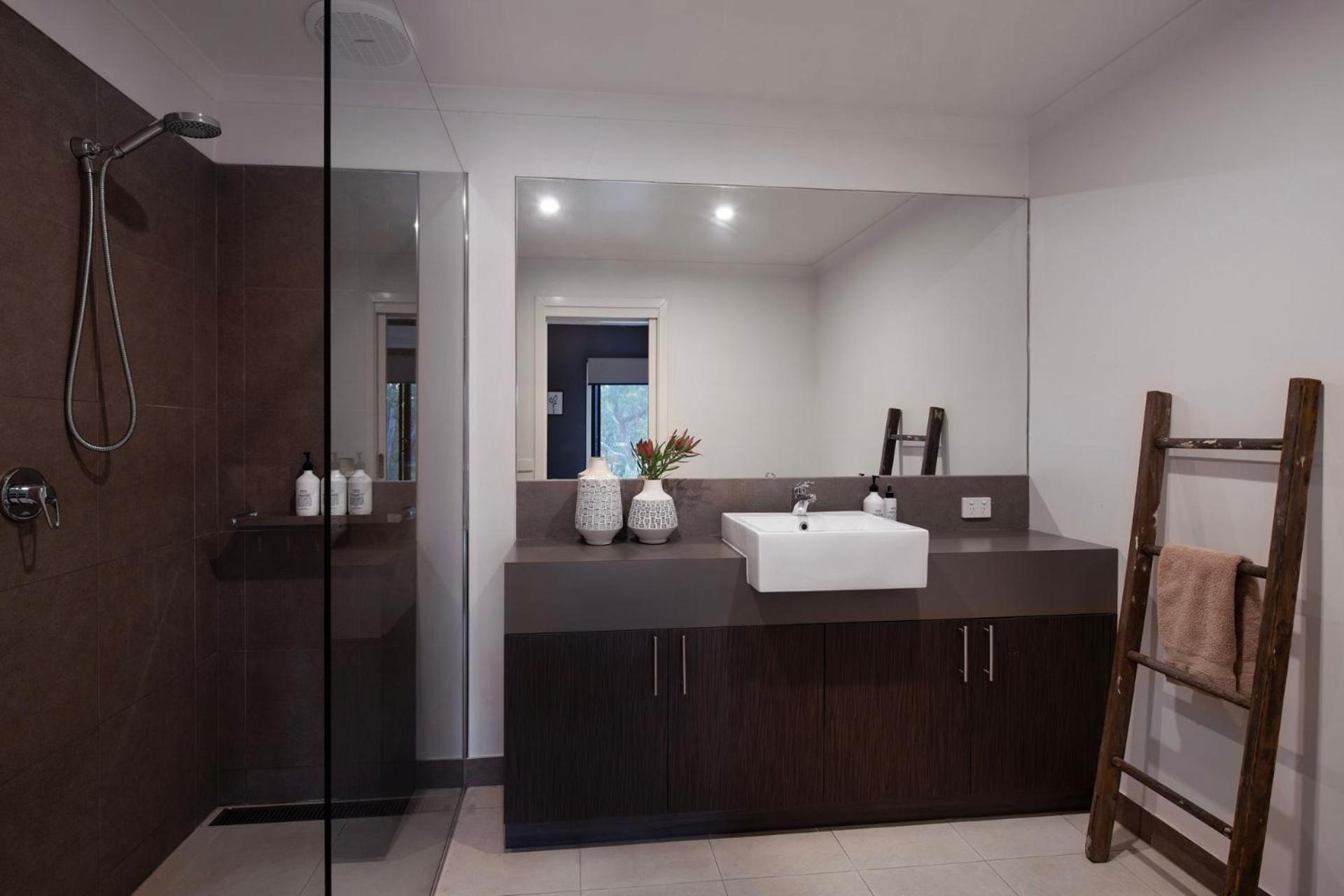 Retreat 34a- stunning views and meticulous design