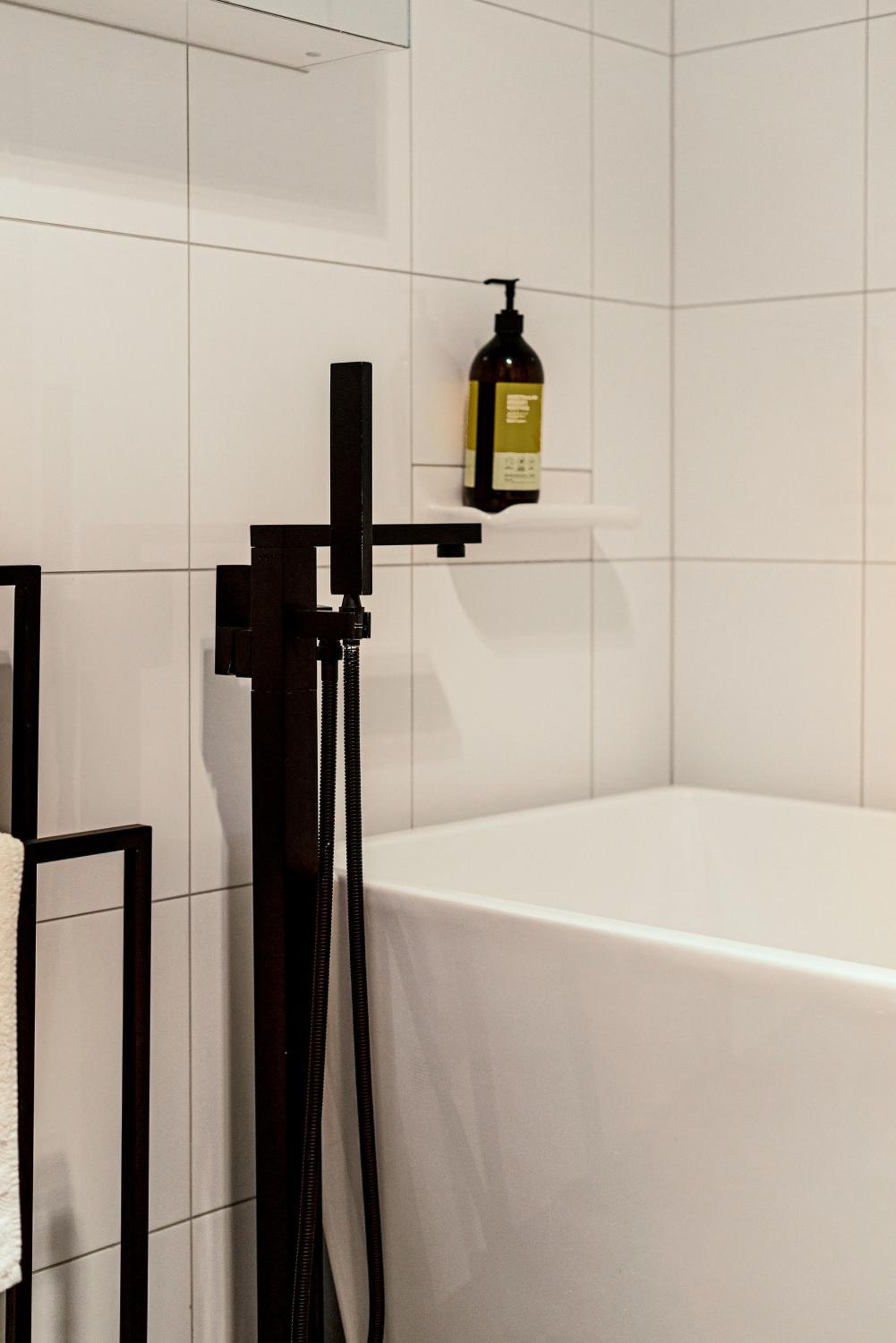 Halifax Muse Pet Friendly Townhouse