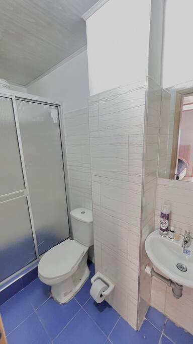 Apartamento corferias/embajada