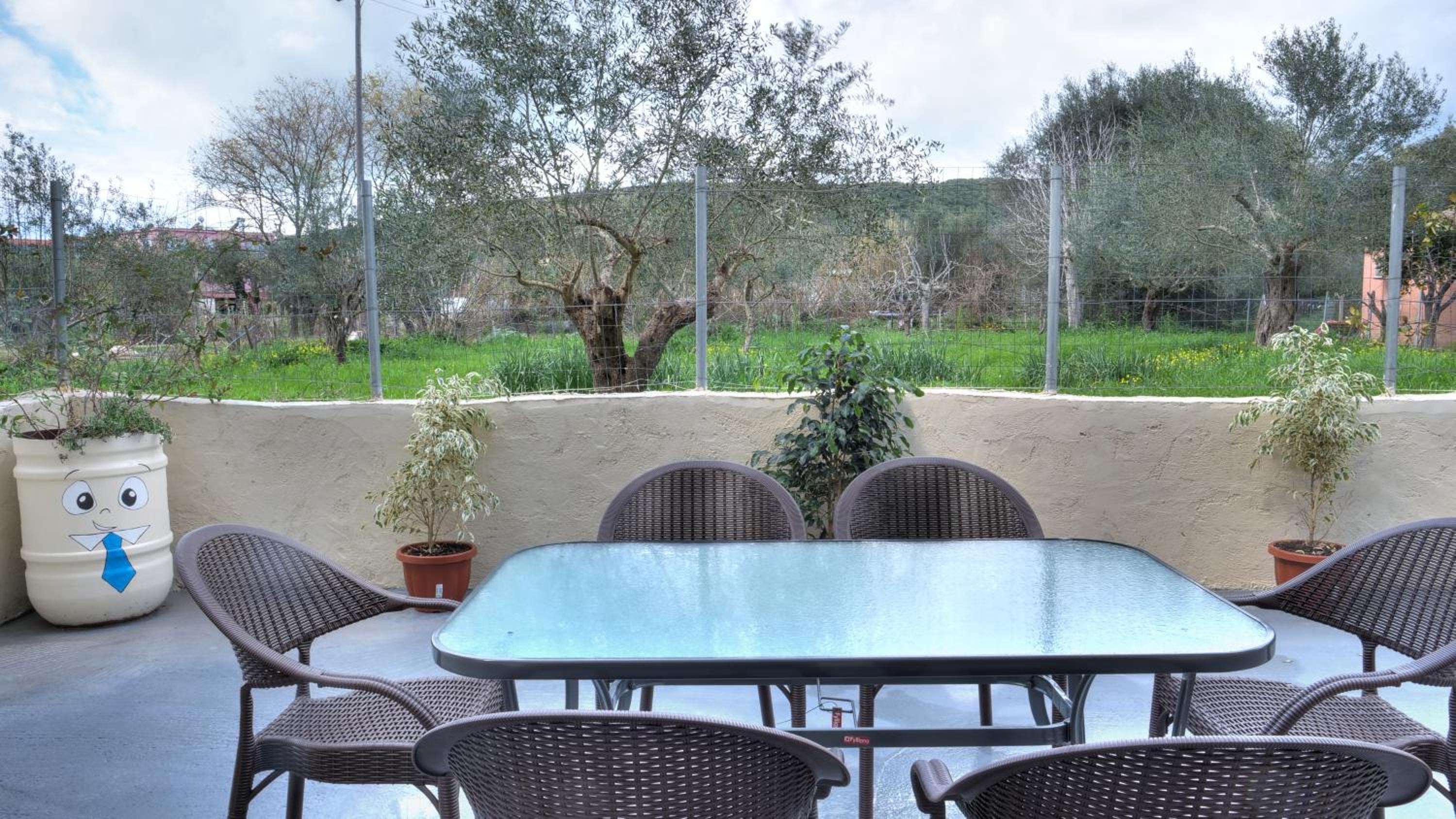 Maria riverside apartment