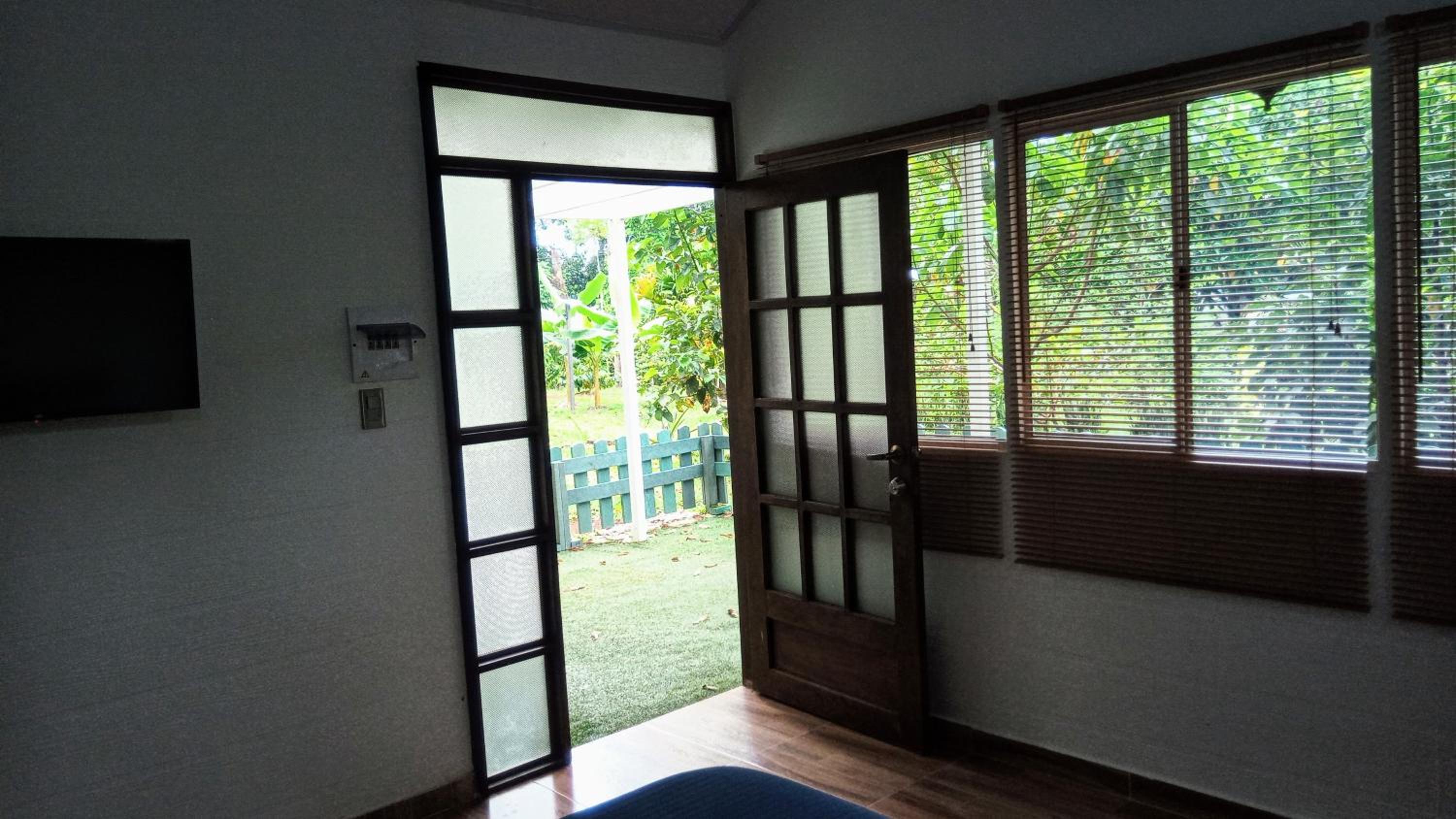 Hostal Suna Vito view 4