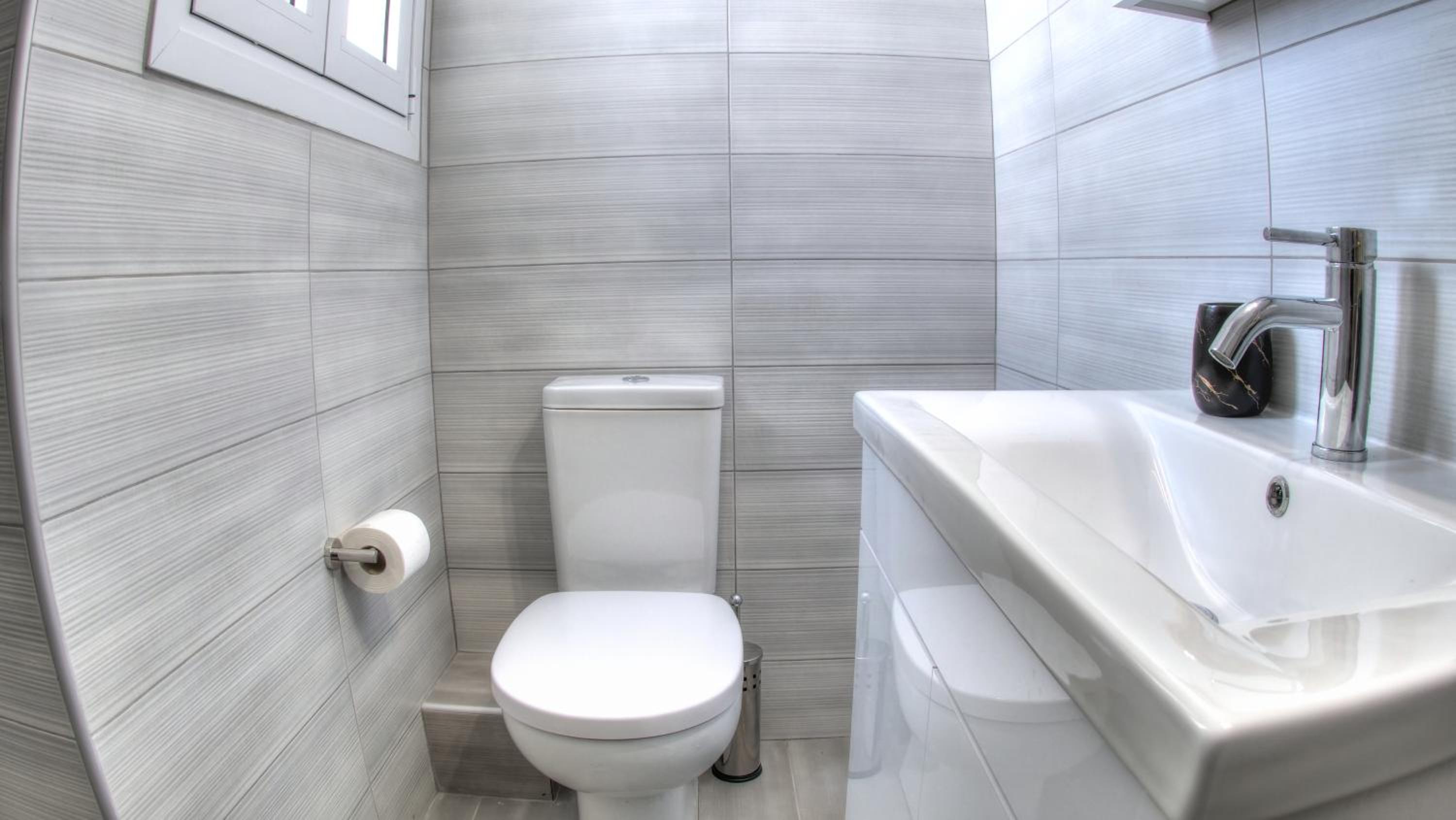 Maria riverside apartment photo 5