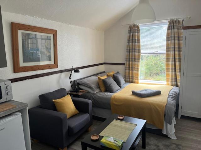 RESERVOIR LODGE