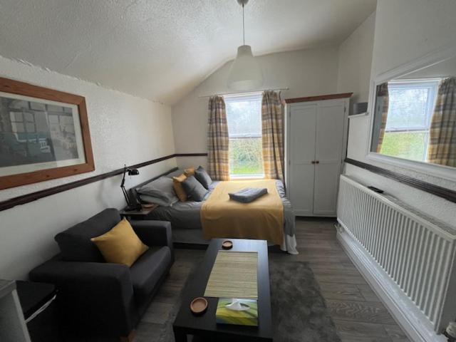 RESERVOIR LODGE