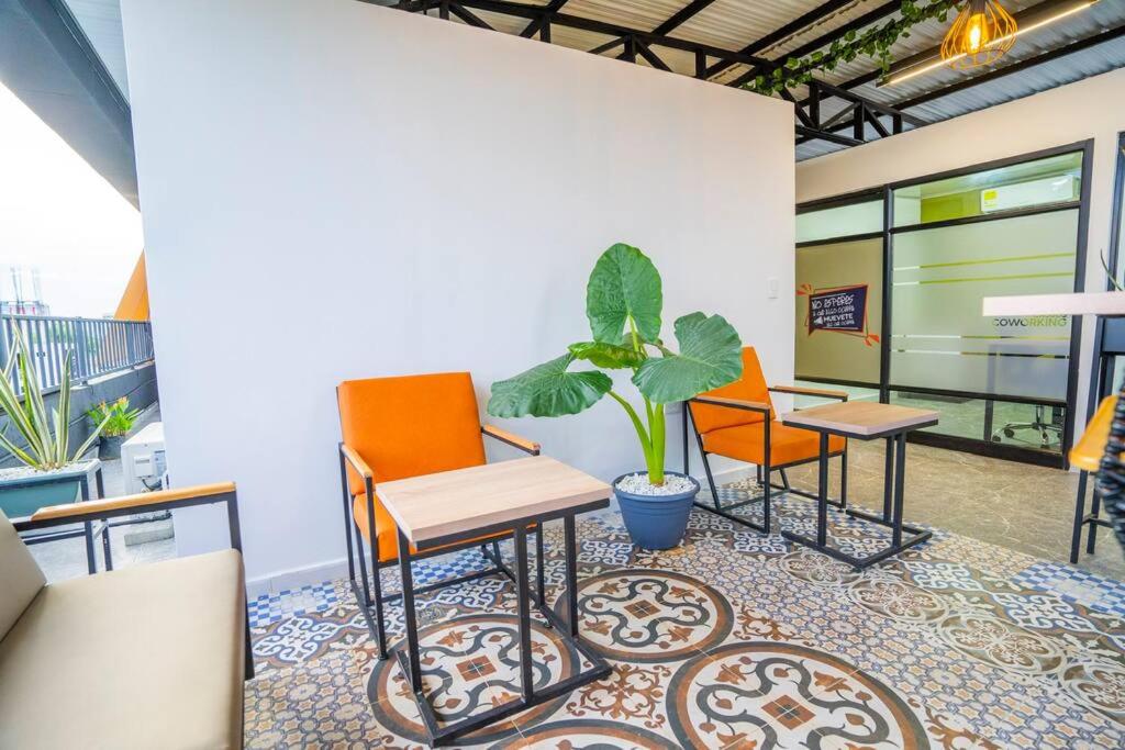 Caobos Center Coliving & Coworking
