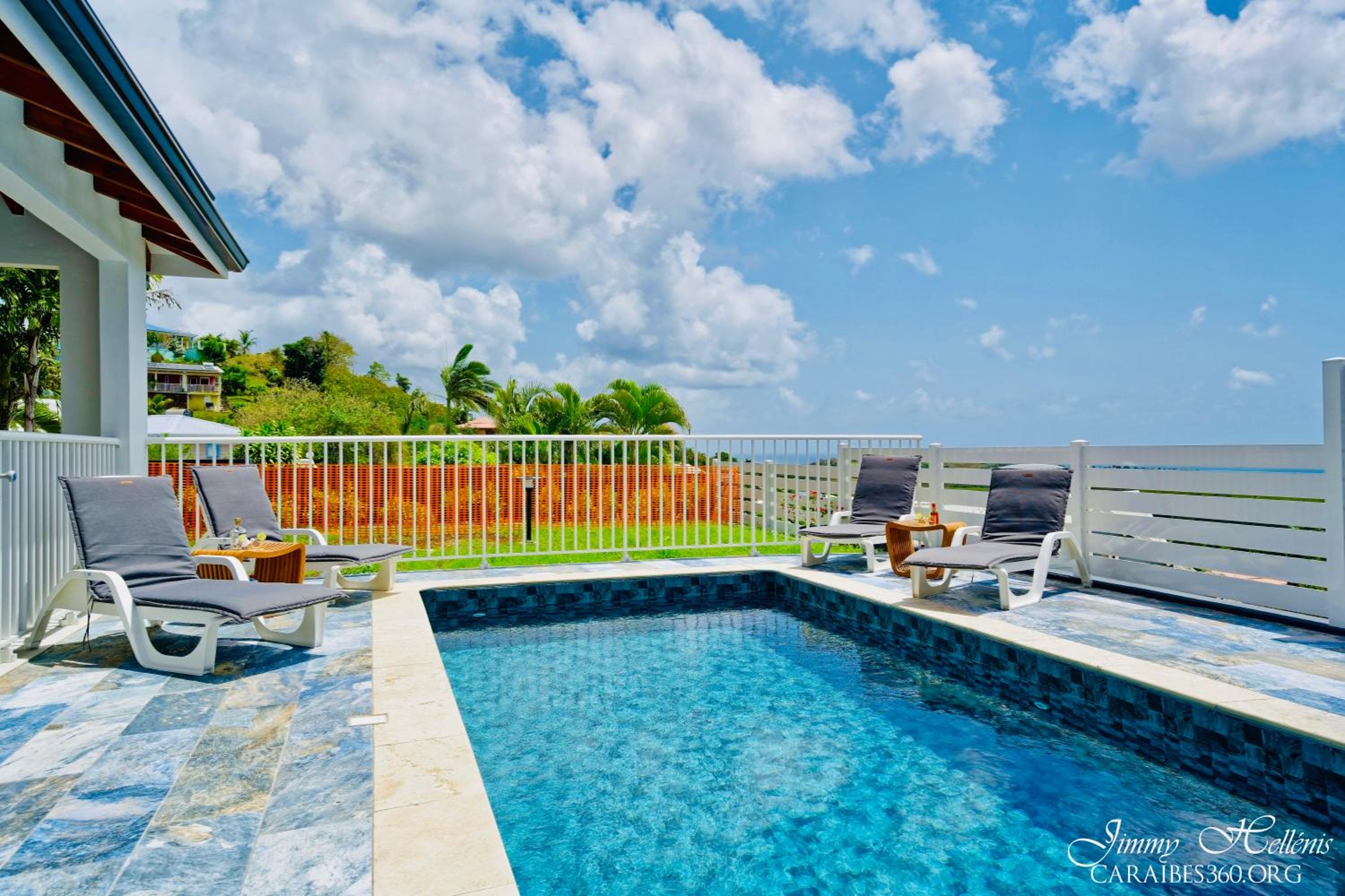 Villa T4 La Sagesse WS - Piscine Privée view 2
